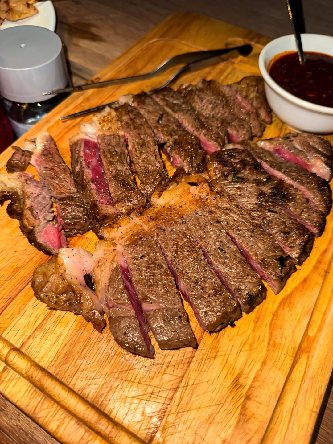 นีโอ - ตรัย นิ่มทวัฒน์