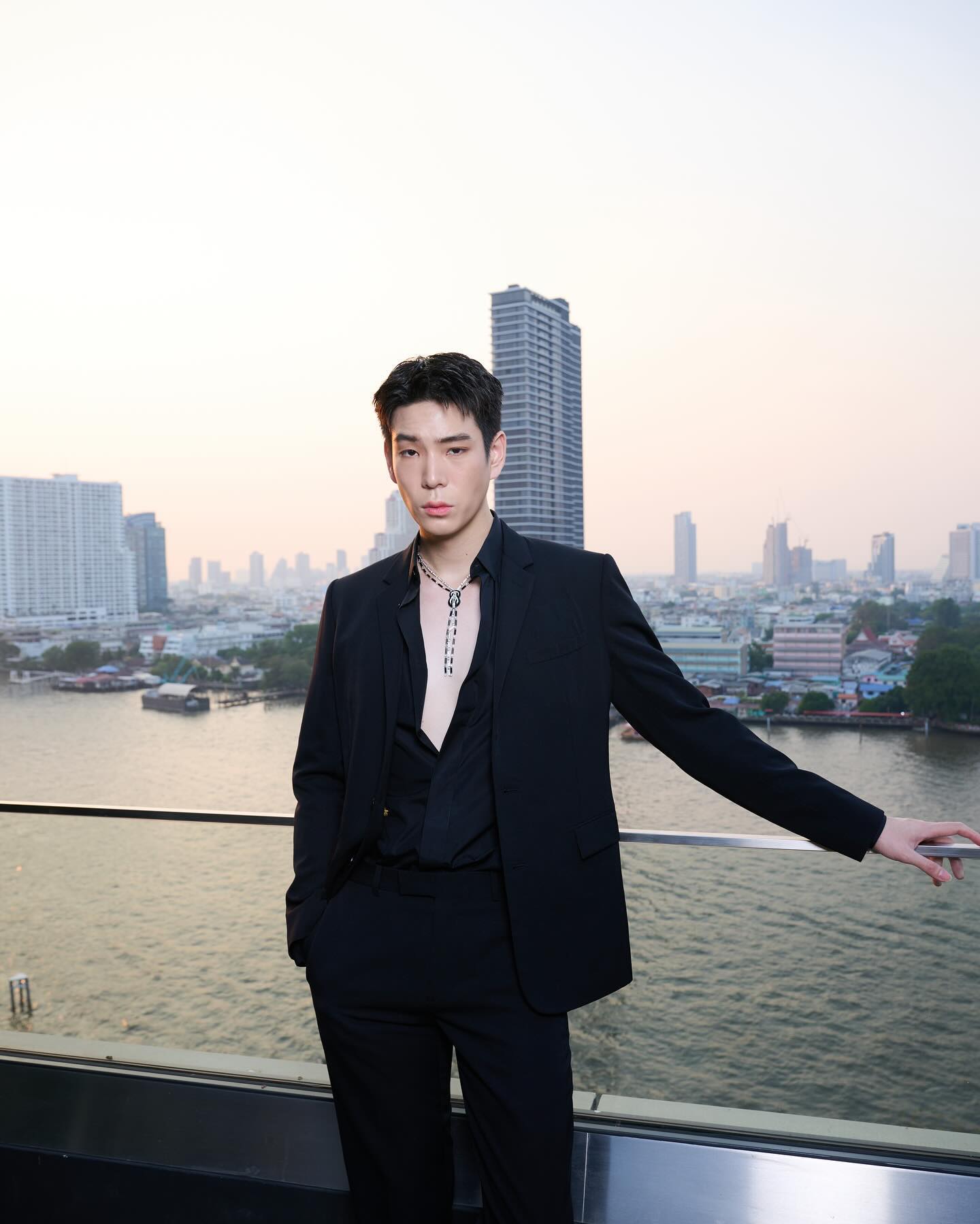 เจเจ - กฤษณภูมิ พิบูลสงคราม