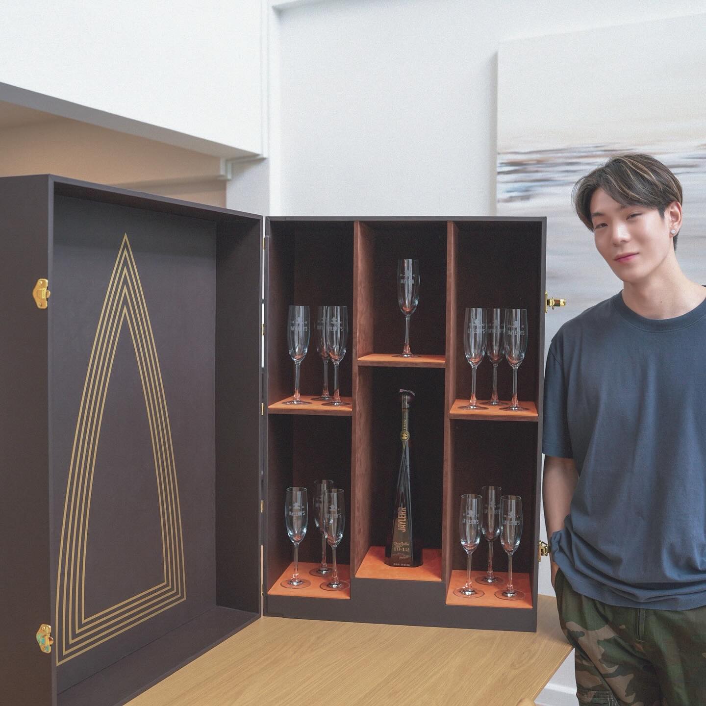 เจเจ - กฤษณภูมิ พิบูลสงคราม
