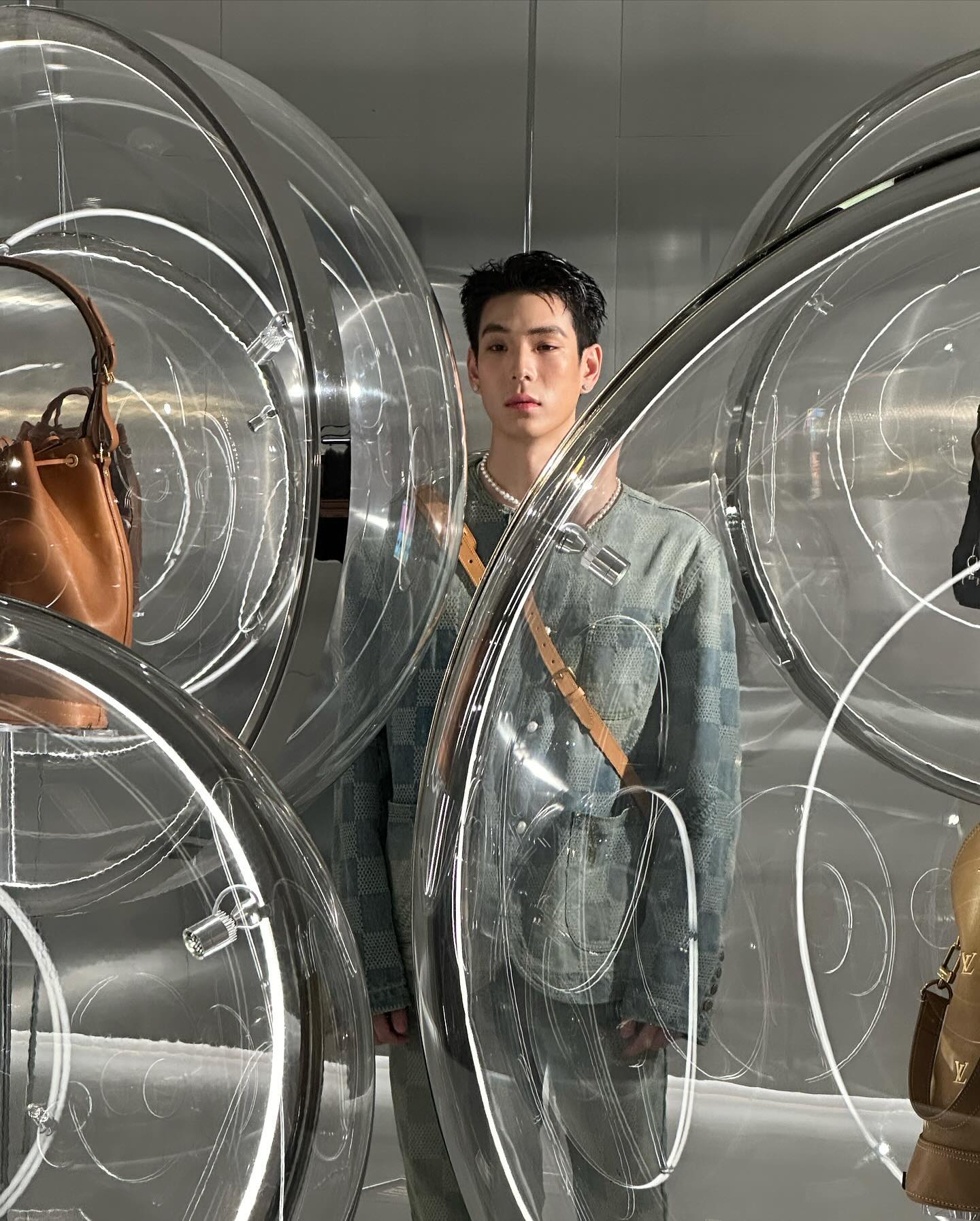 เจเจ - กฤษณภูมิ พิบูลสงคราม