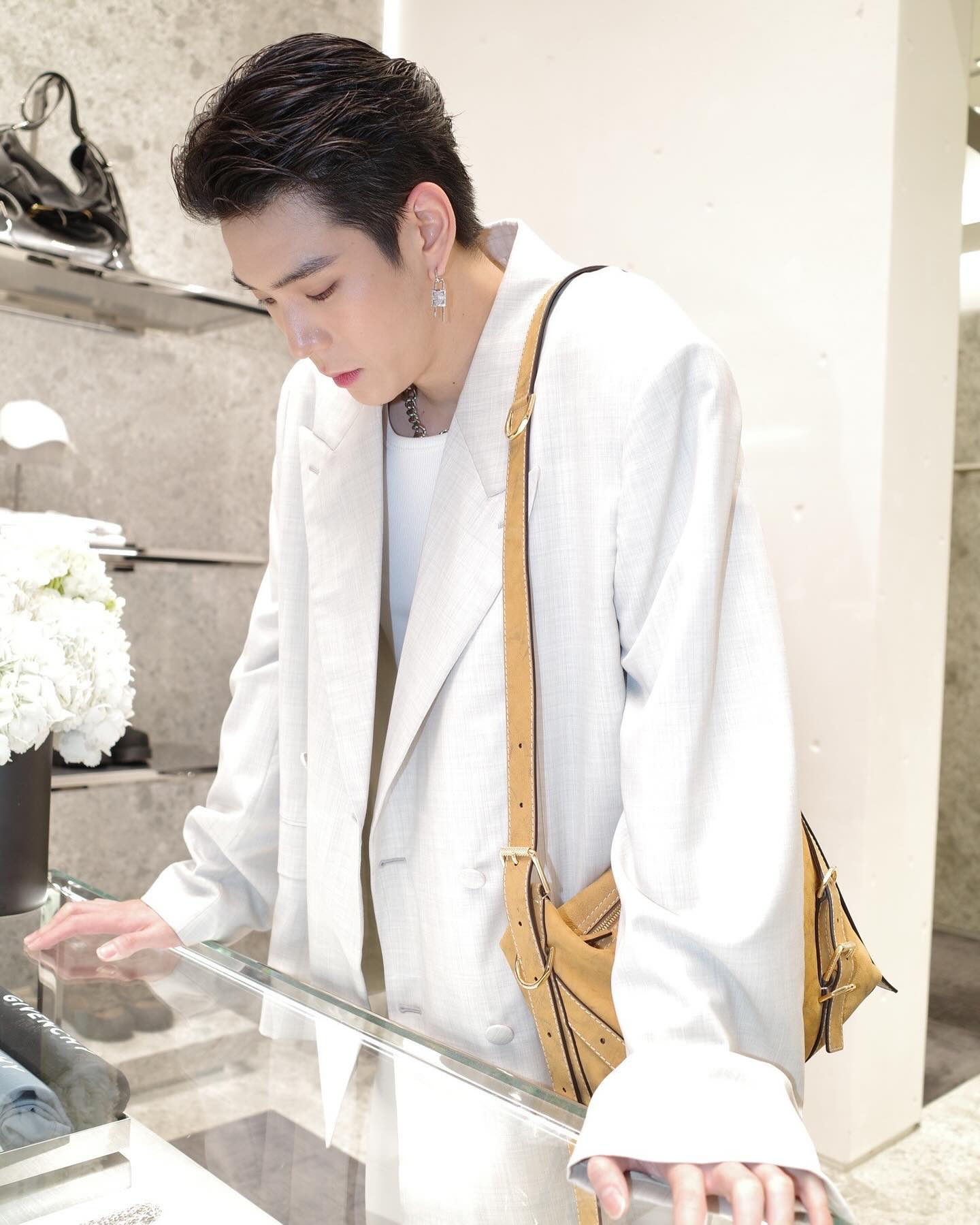 เจเจ - กฤษณภูมิ พิบูลสงคราม