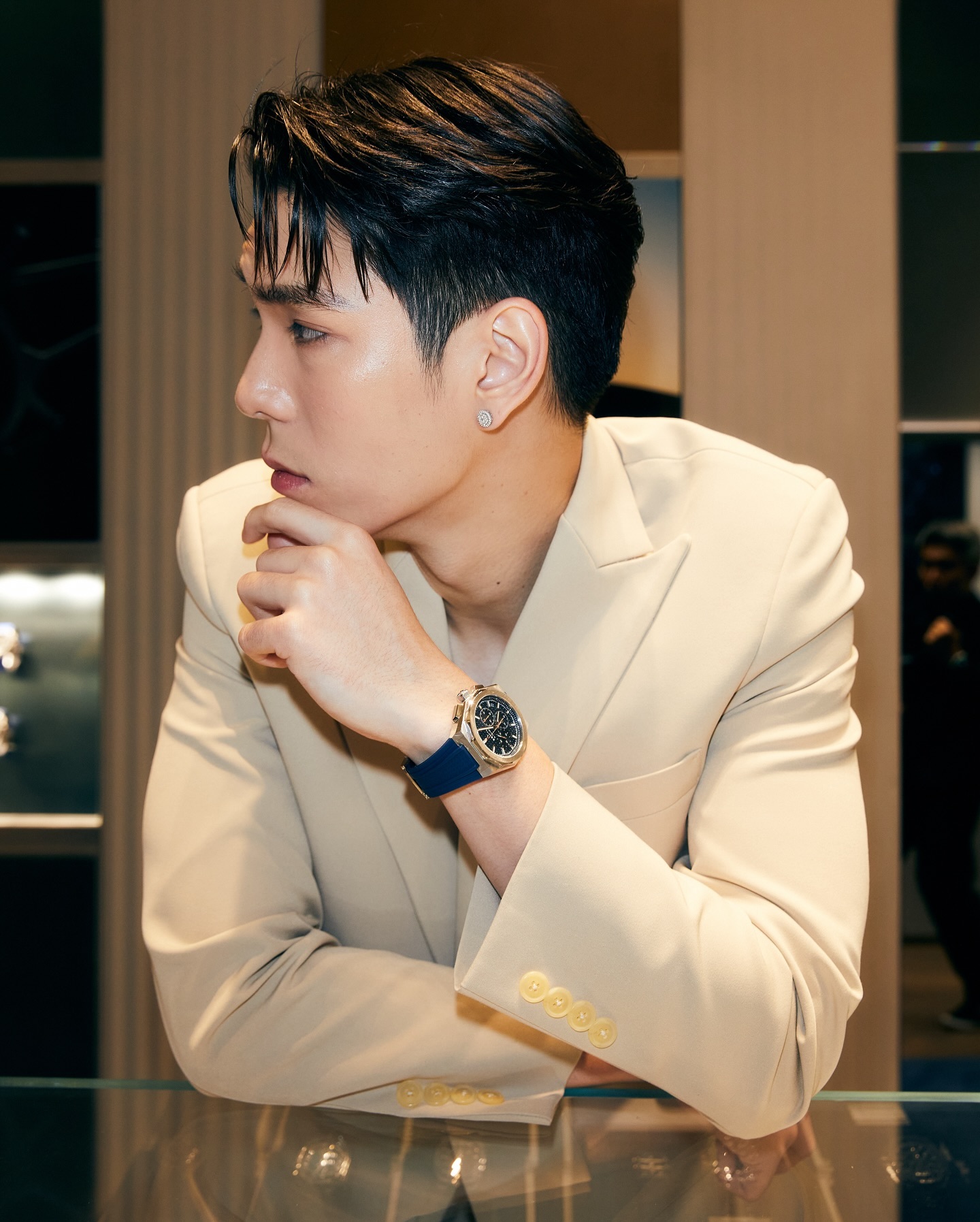 เจเจ - กฤษณภูมิ พิบูลสงคราม