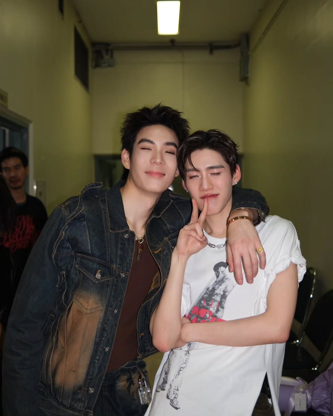 เจเจ - กฤษณภูมิ พิบูลสงคราม
