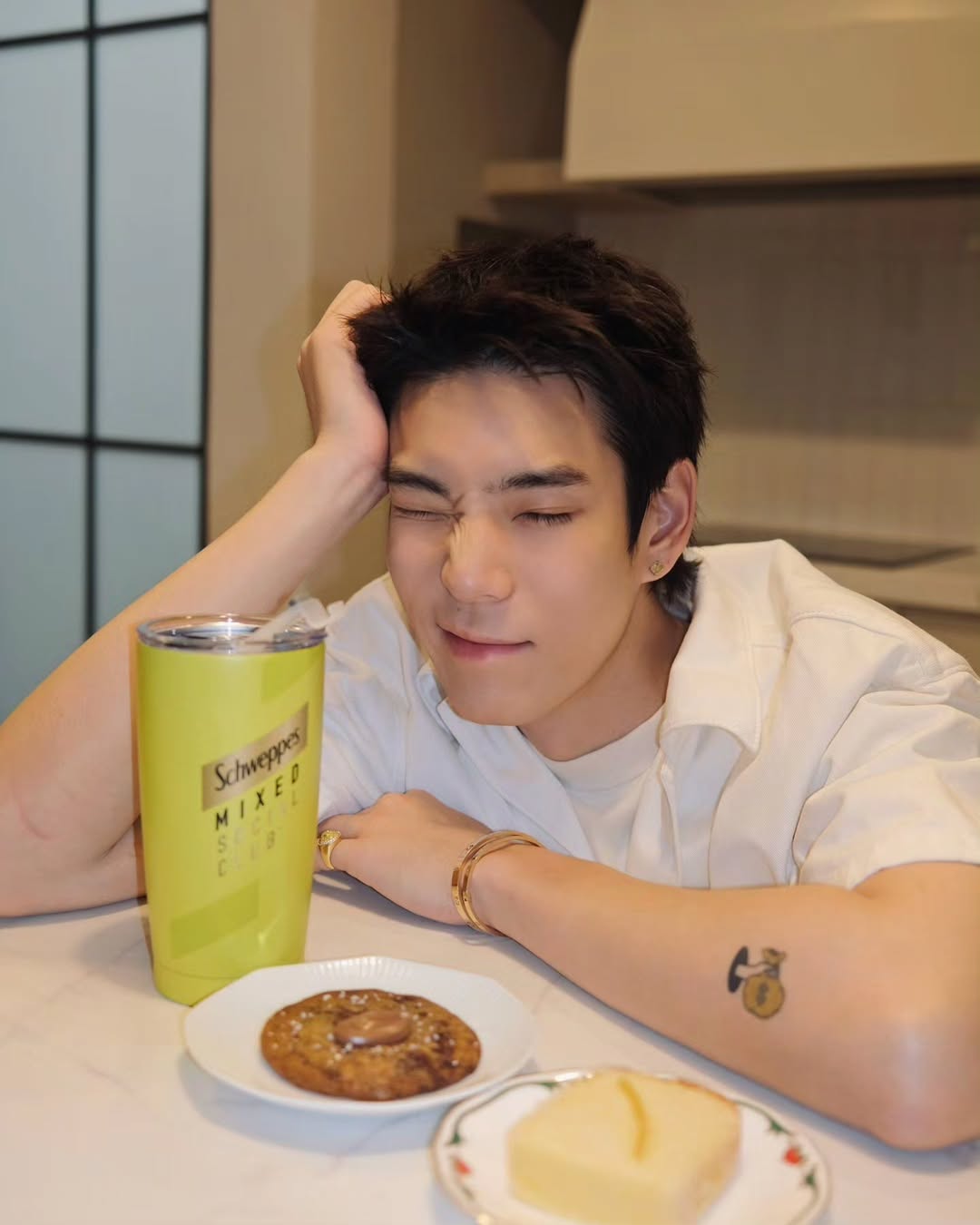 เจเจ - กฤษณภูมิ พิบูลสงคราม