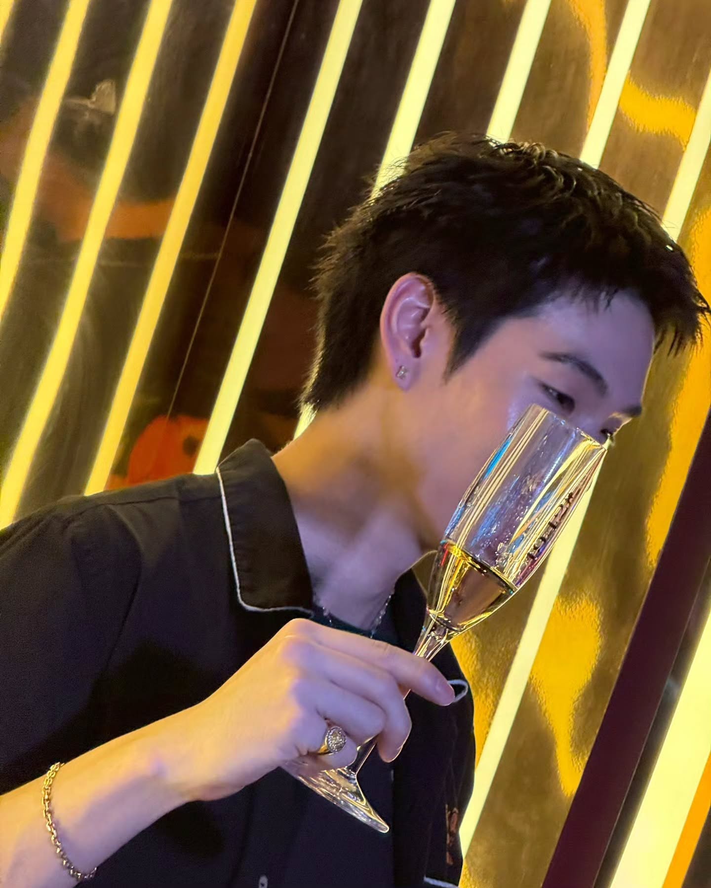 เจเจ - กฤษณภูมิ พิบูลสงคราม