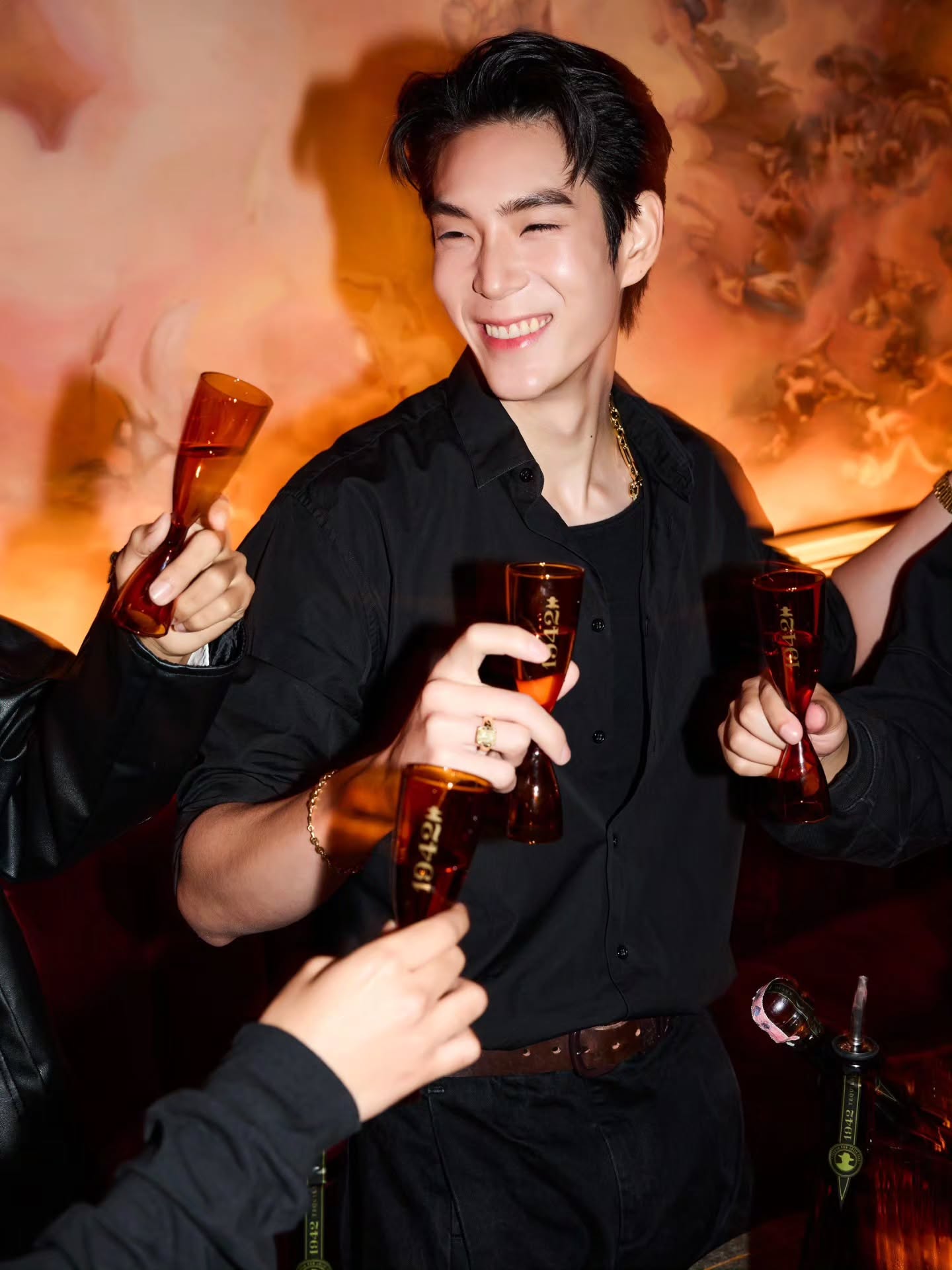 เจเจ - กฤษณภูมิ พิบูลสงคราม