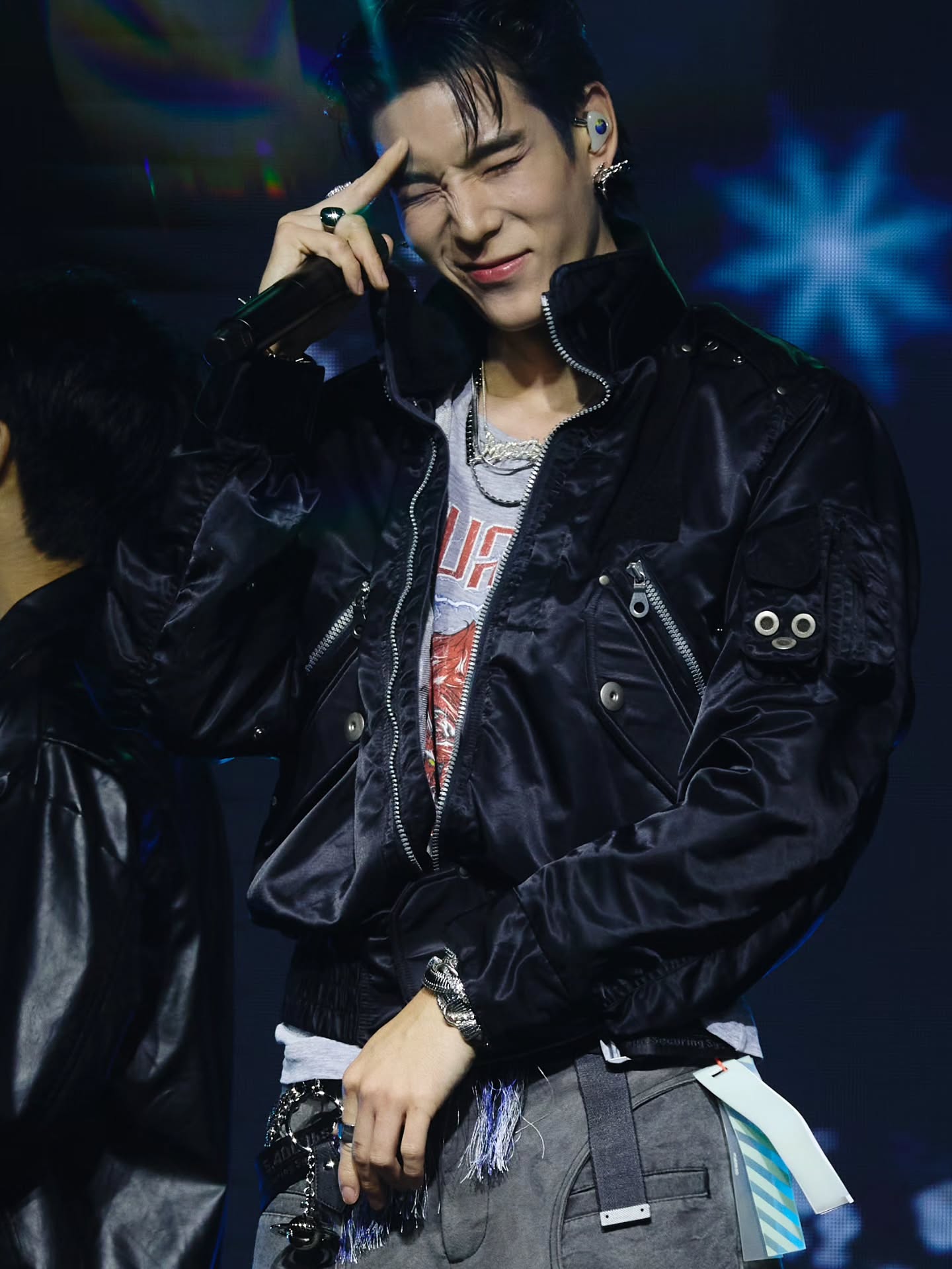 เจเจ - กฤษณภูมิ พิบูลสงคราม