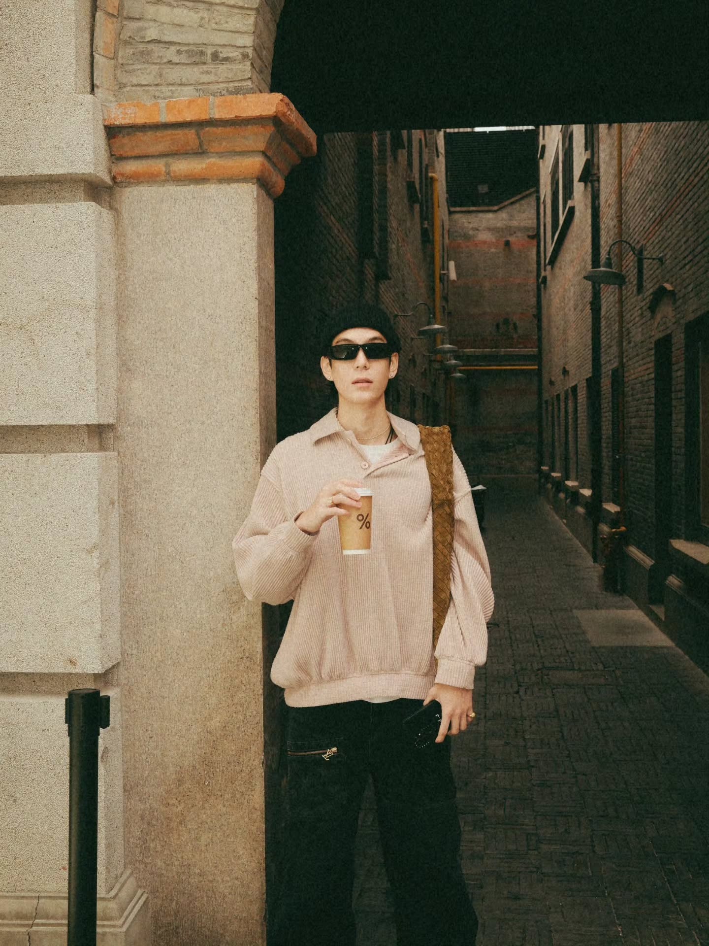 เจเจ - กฤษณภูมิ พิบูลสงคราม