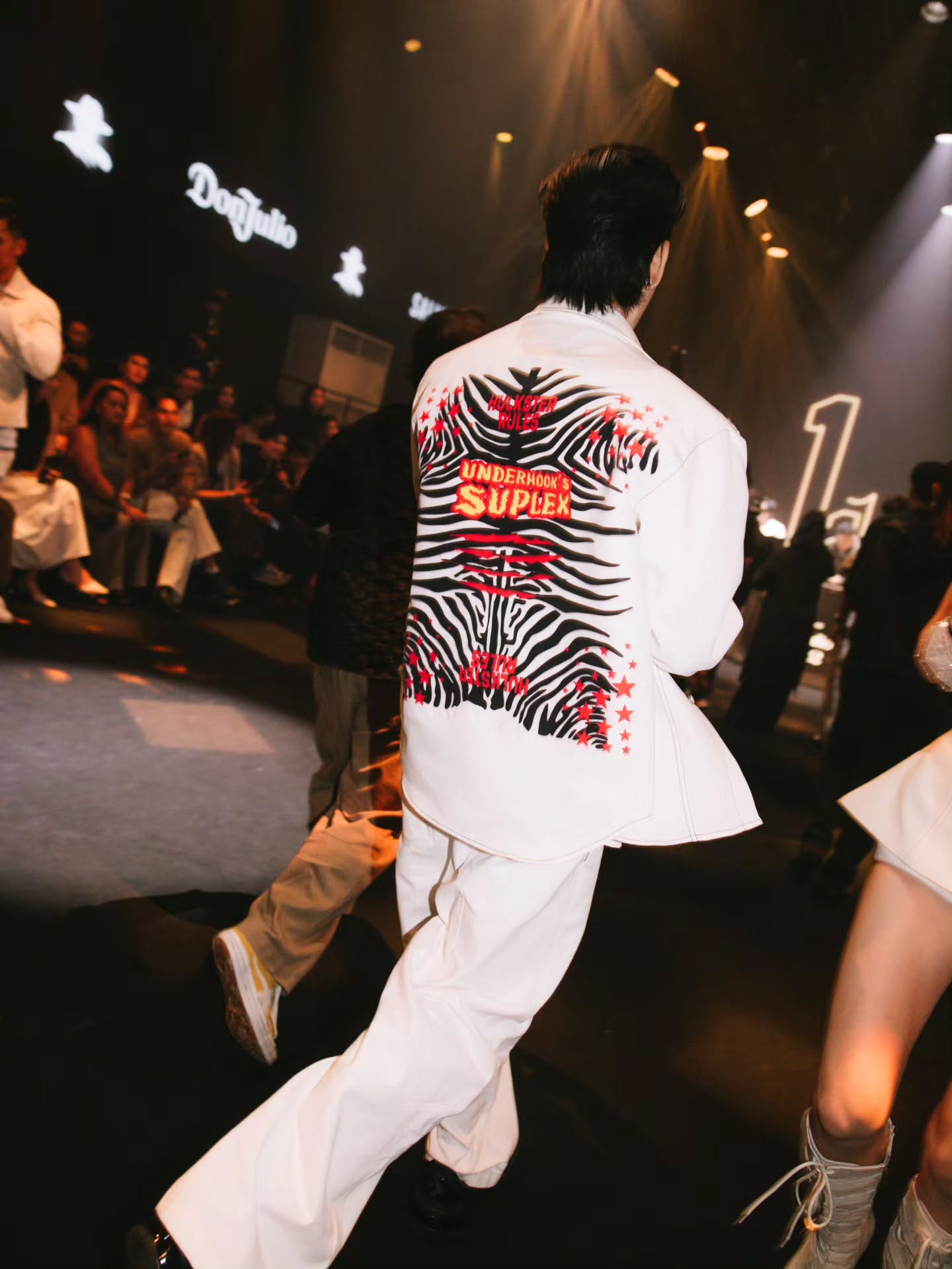 เจเจ - กฤษณภูมิ พิบูลสงคราม