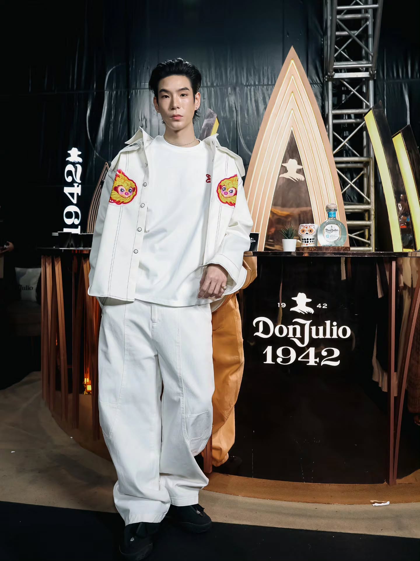 เจเจ - กฤษณภูมิ พิบูลสงคราม