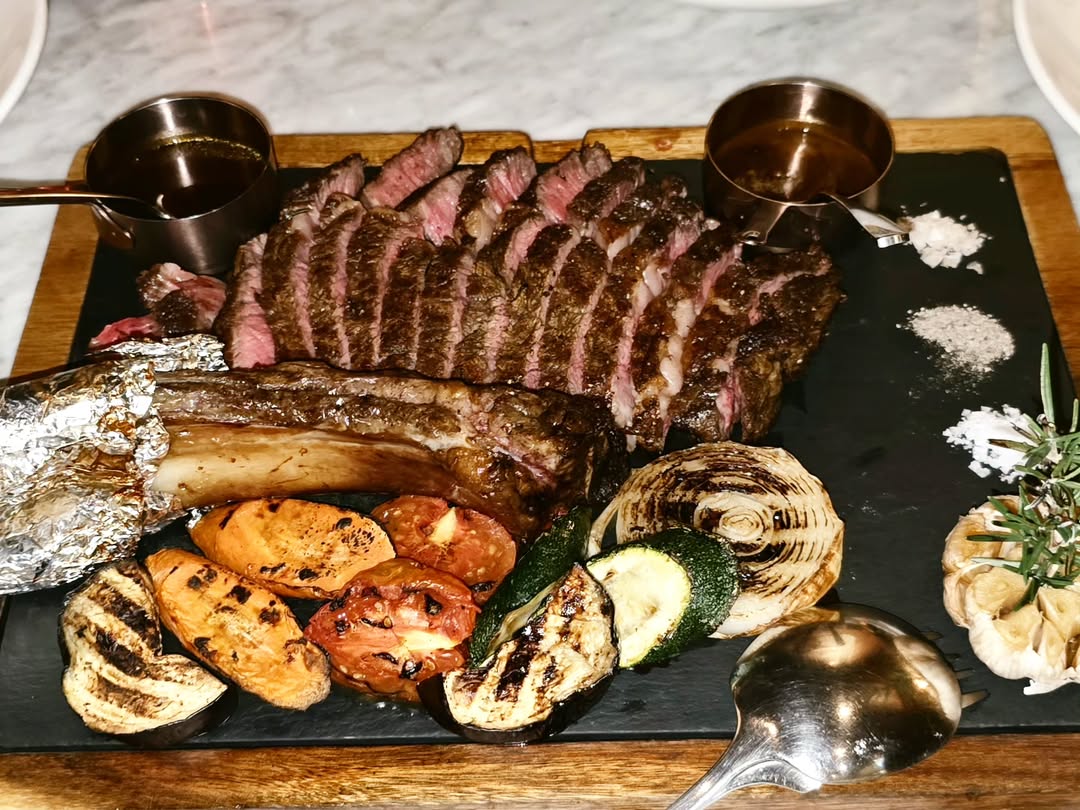 เจเจ - กฤษณภูมิ พิบูลสงคราม