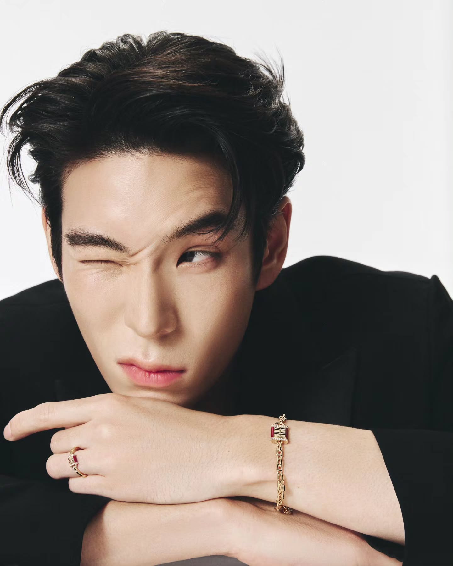 เจเจ - กฤษณภูมิ พิบูลสงคราม