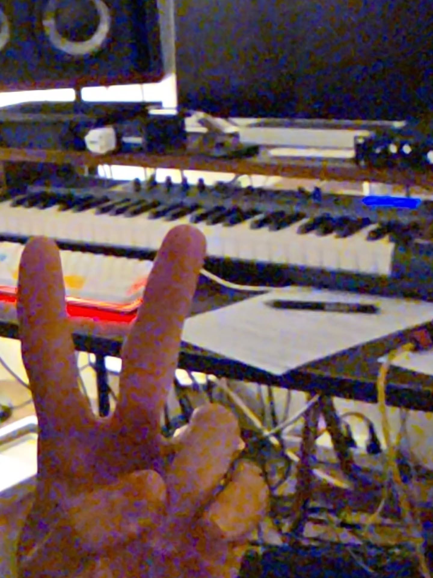 เจเจ - กฤษณภูมิ พิบูลสงคราม