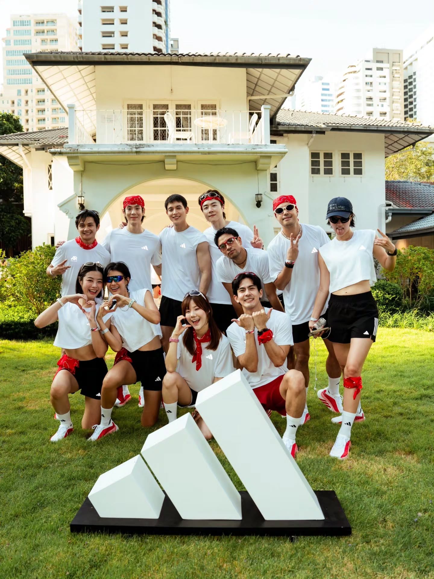 เจเจ - กฤษณภูมิ พิบูลสงคราม