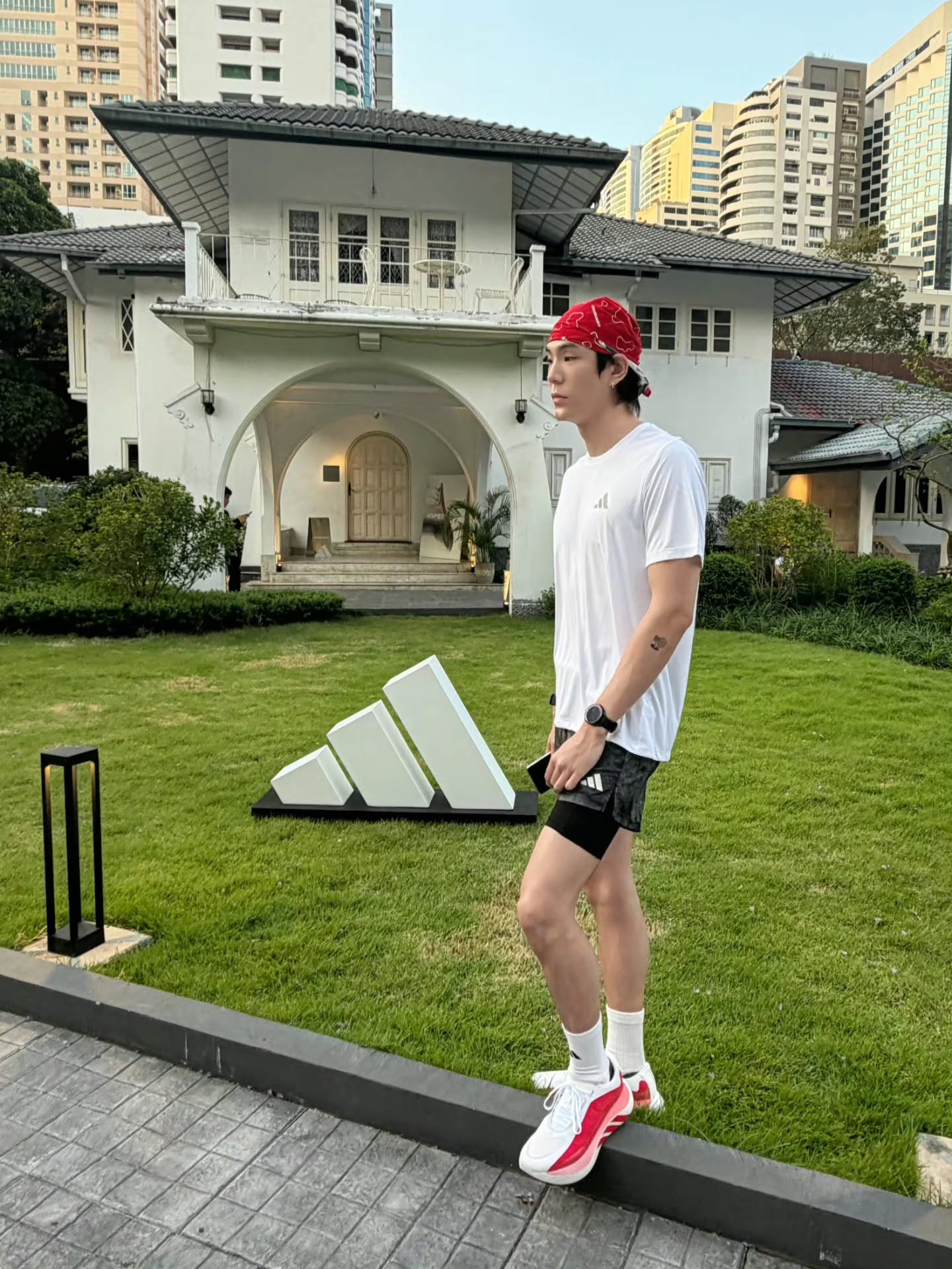 เจเจ - กฤษณภูมิ พิบูลสงคราม