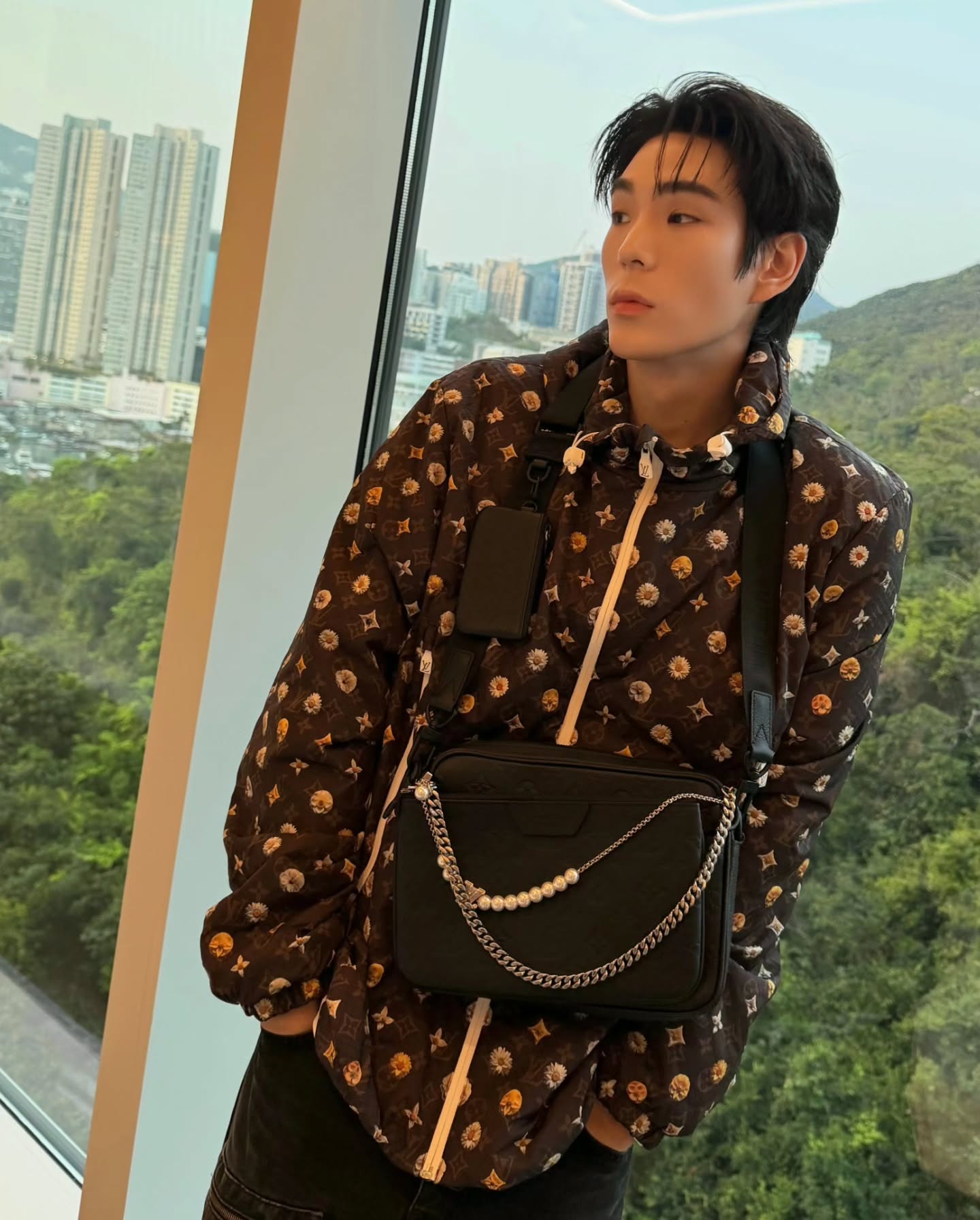 เจเจ - กฤษณภูมิ พิบูลสงคราม