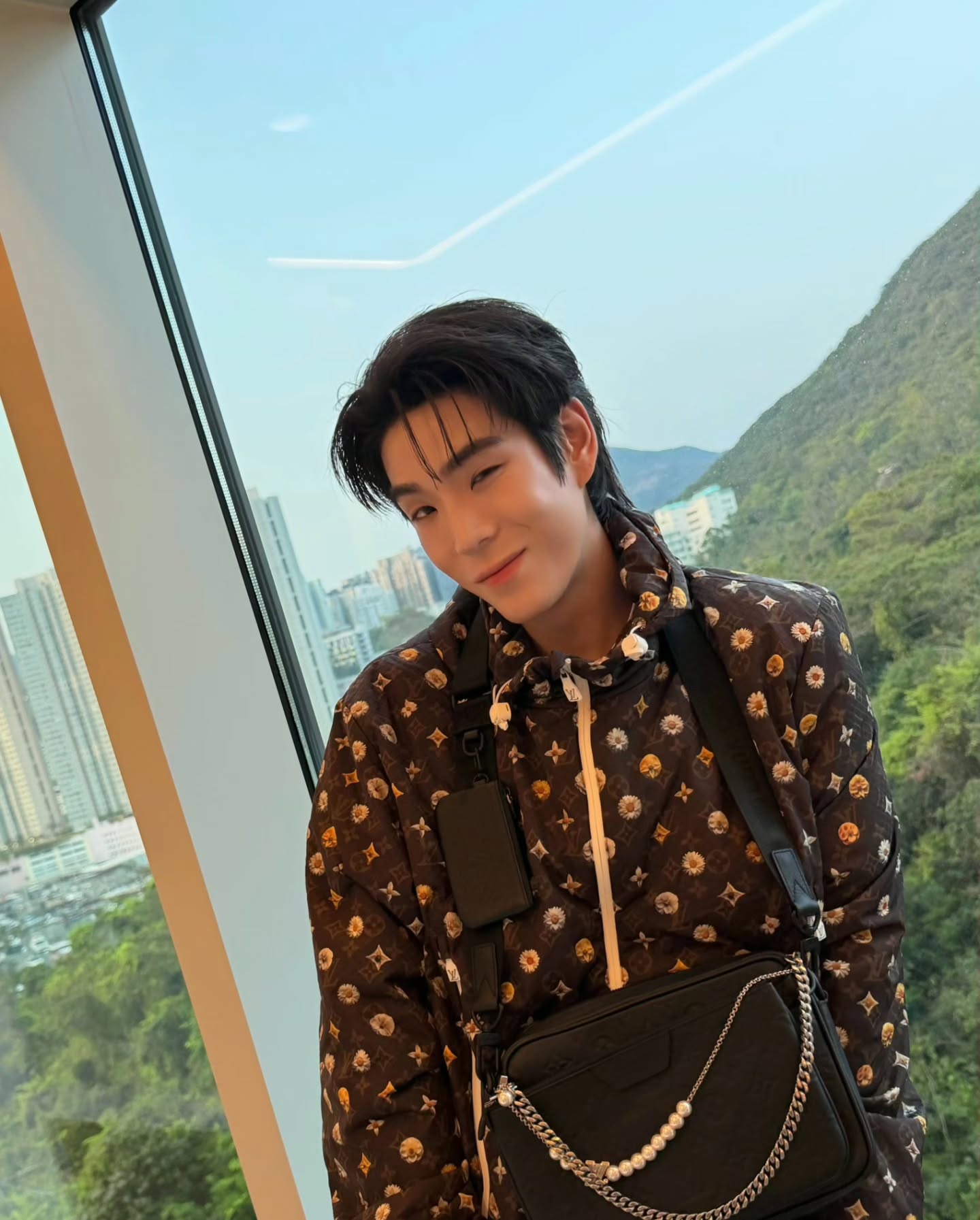 เจเจ - กฤษณภูมิ พิบูลสงคราม