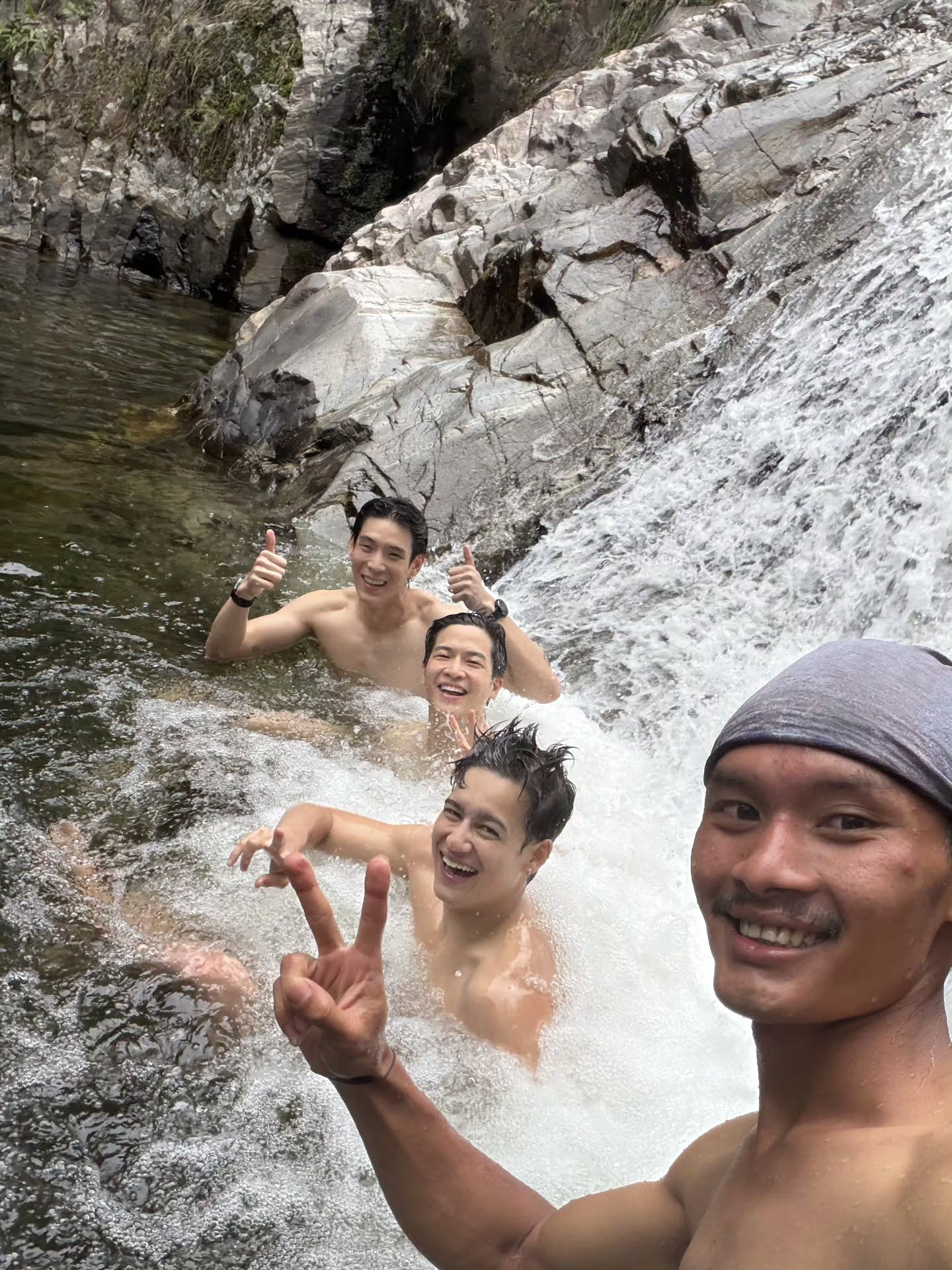 เจเจ - กฤษณภูมิ พิบูลสงคราม