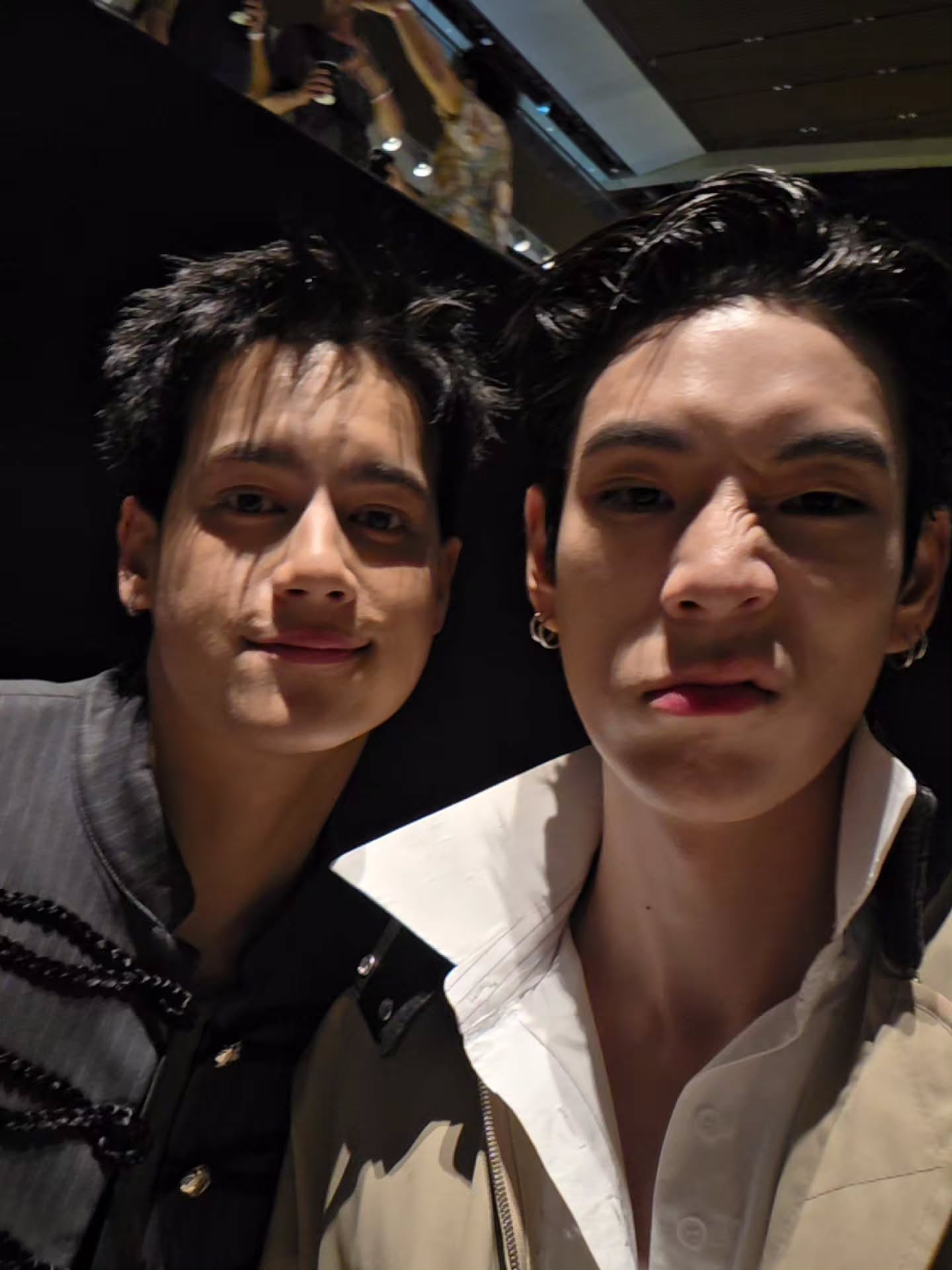 เจเจ - กฤษณภูมิ พิบูลสงคราม