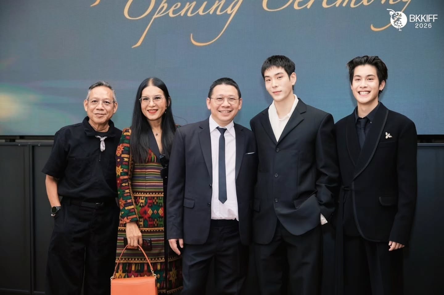 เจเจ - กฤษณภูมิ พิบูลสงคราม