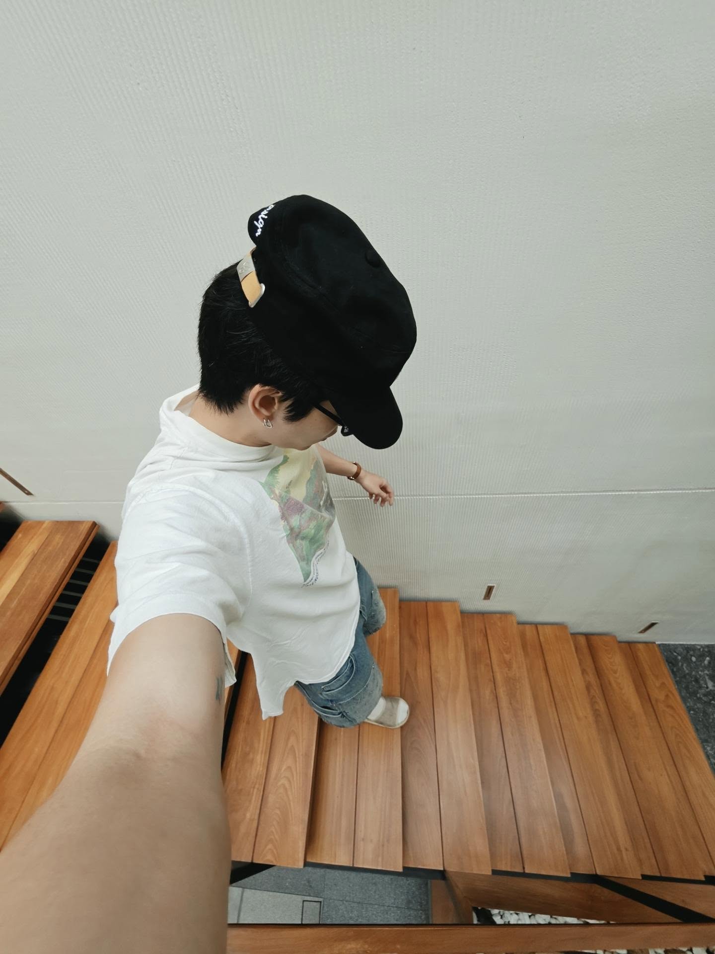 เจเจ - กฤษณภูมิ พิบูลสงคราม