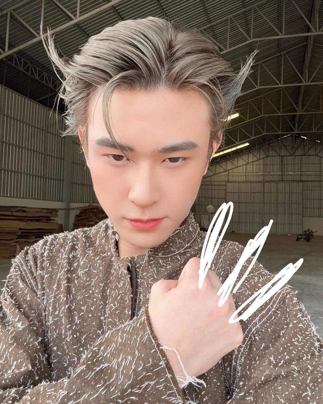 แจ๊คกี้ - จักริน กังวานเกียรติชัย