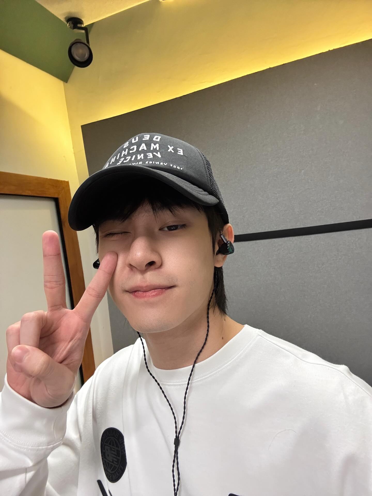 แจ๊คกี้ - จักริน กังวานเกียรติชัย