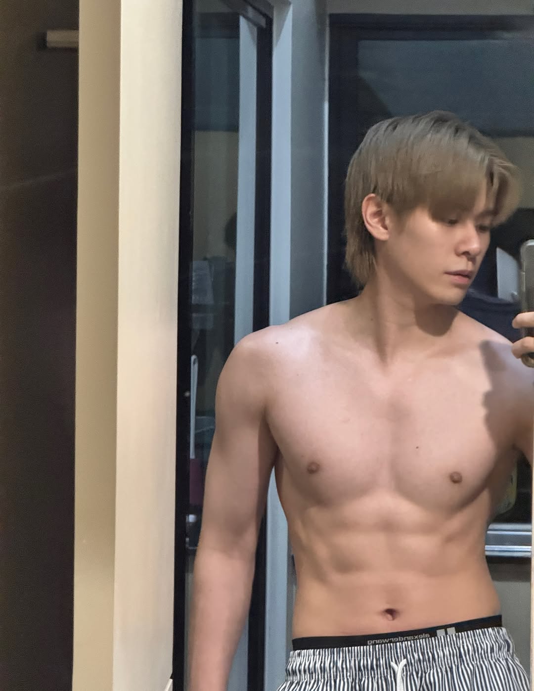 แจ๊คกี้ - จักริน กังวานเกียรติชัย