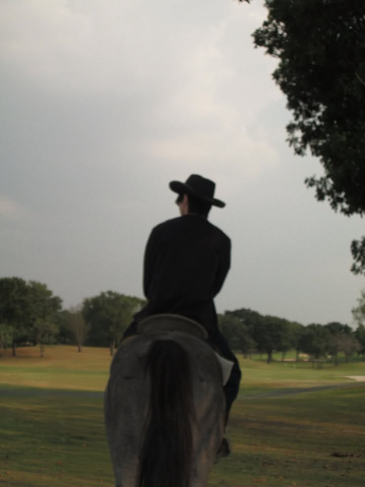 แจ๊คกี้ - จักริน กังวานเกียรติชัย