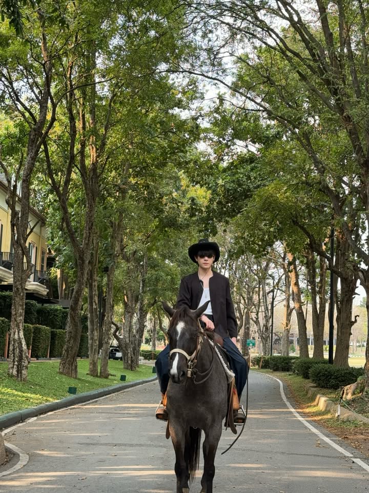 แจ๊คกี้ - จักริน กังวานเกียรติชัย