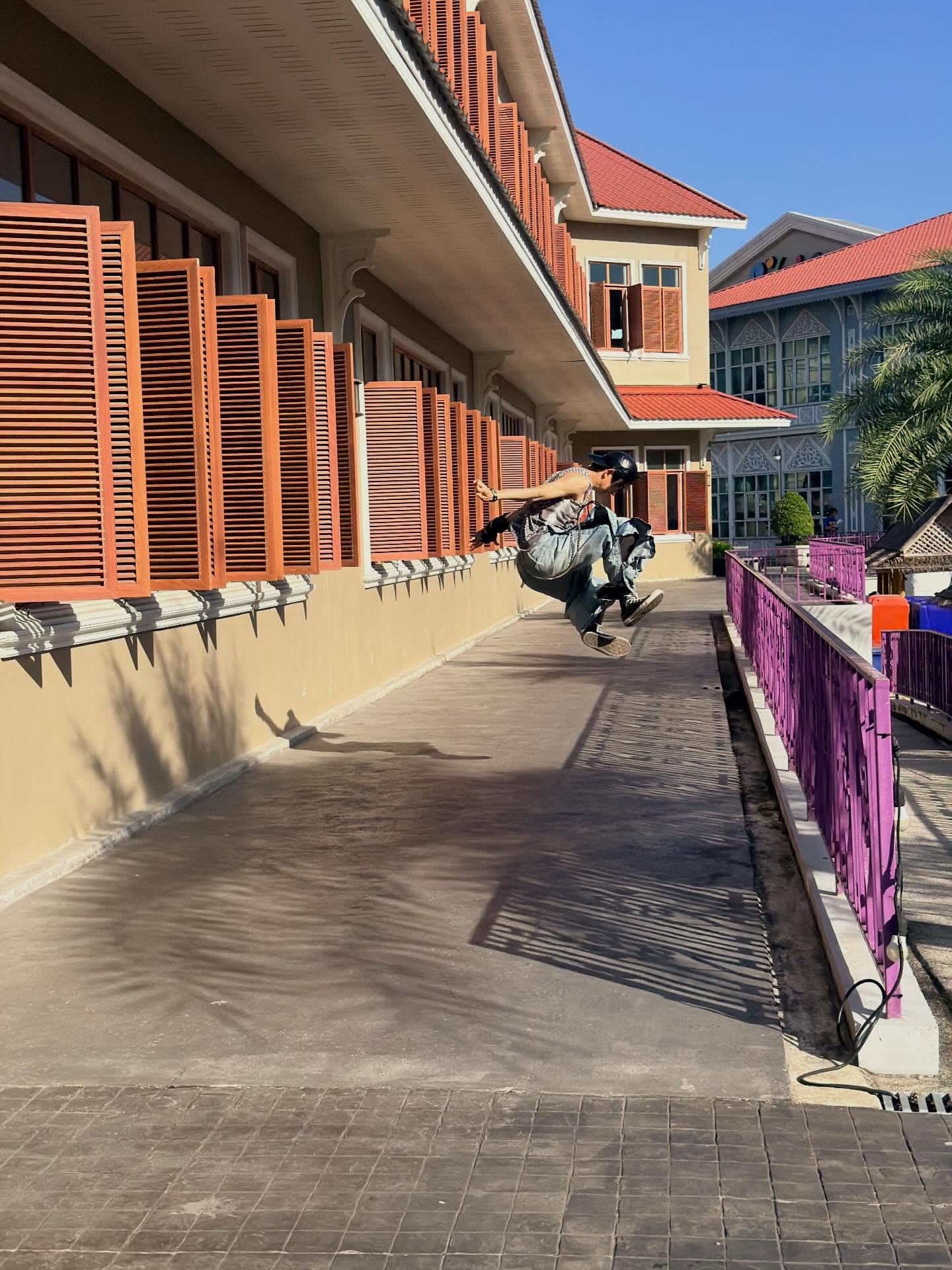 ขุนพล - ปองพล ปัญญามิตร