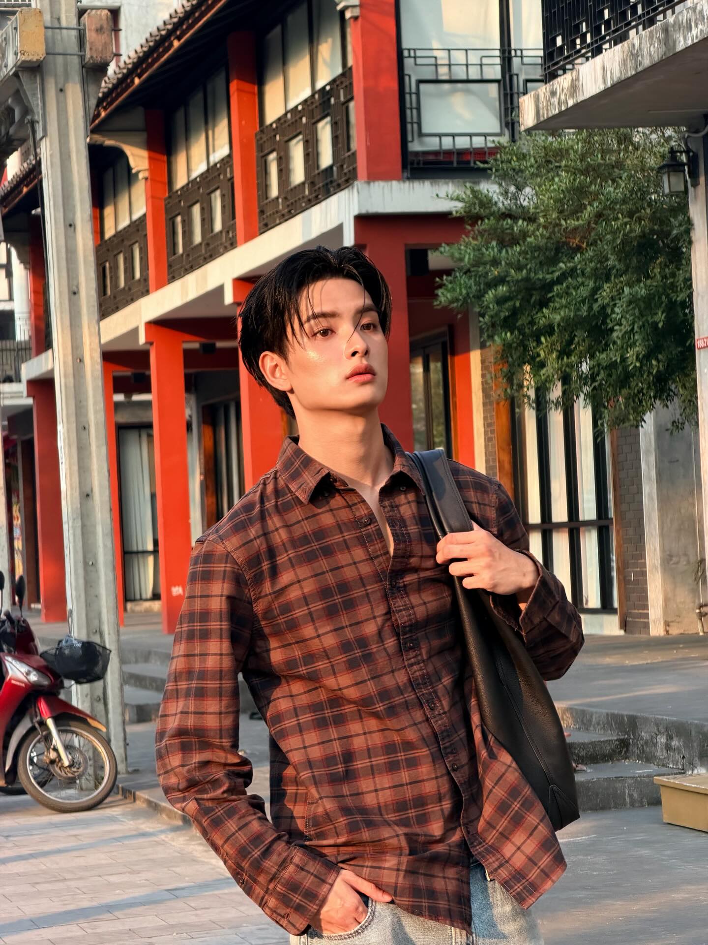 ขุนพล - ปองพล ปัญญามิตร