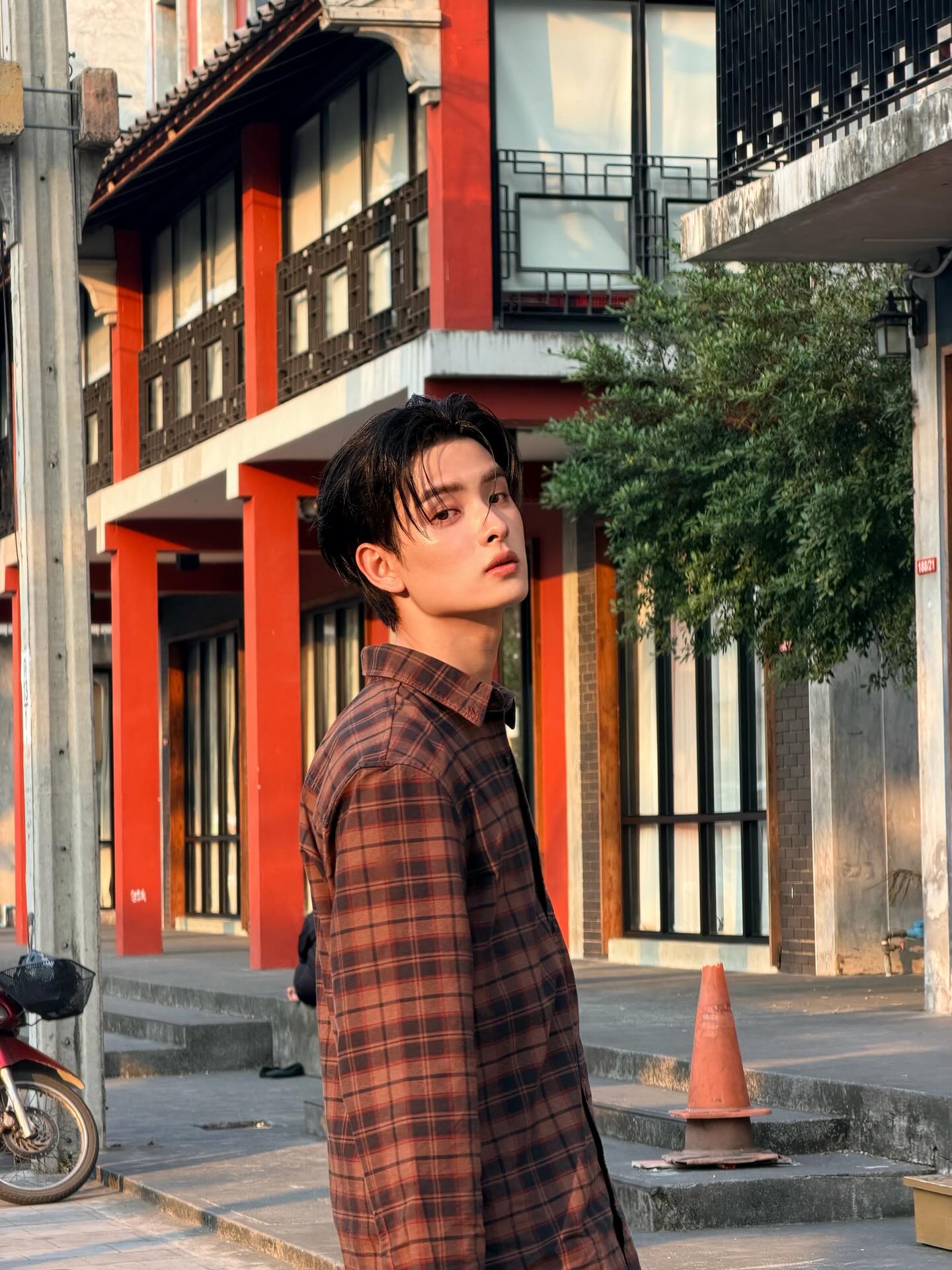 ขุนพล - ปองพล ปัญญามิตร