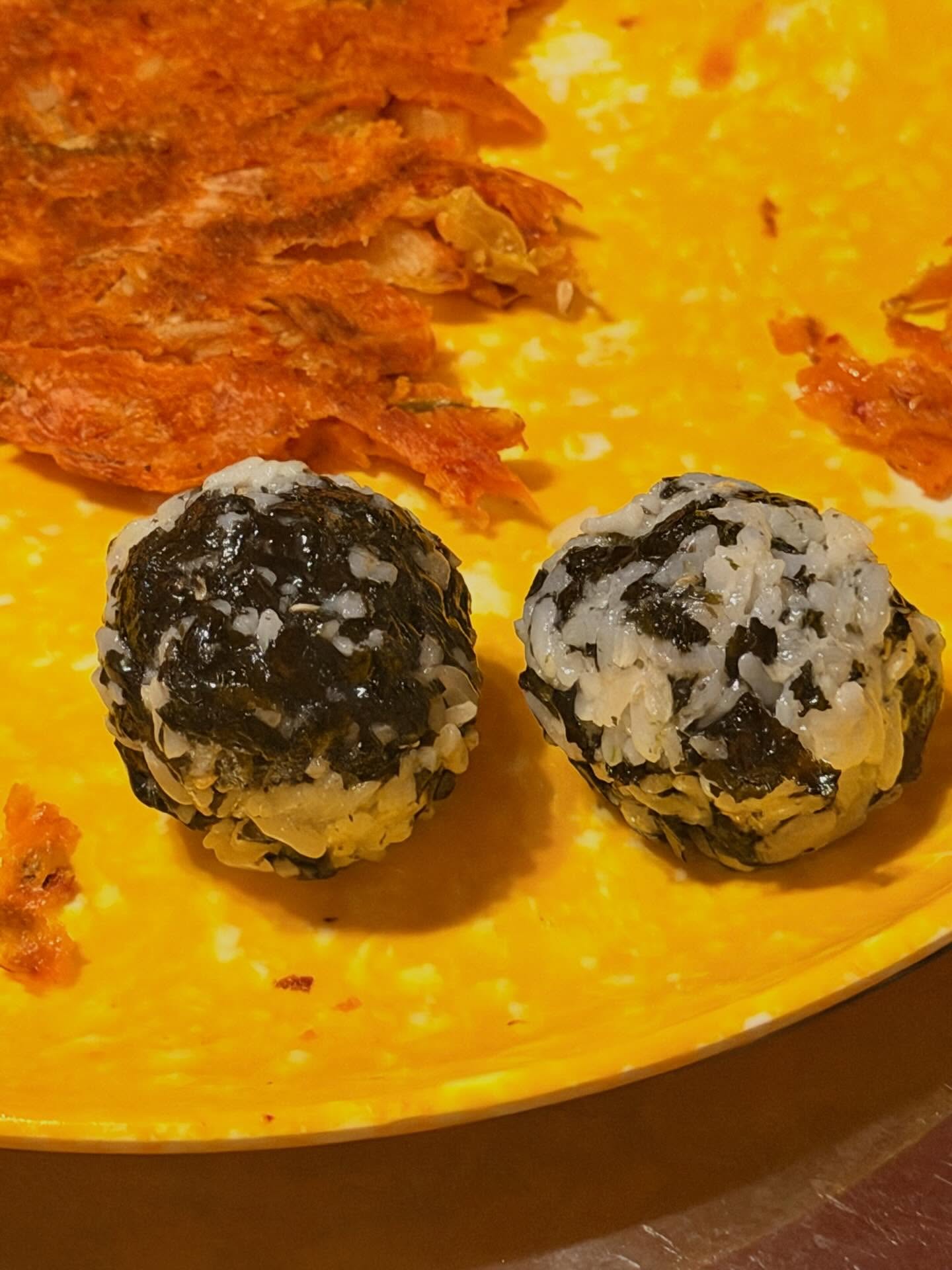 ขุนพล - ปองพล ปัญญามิตร