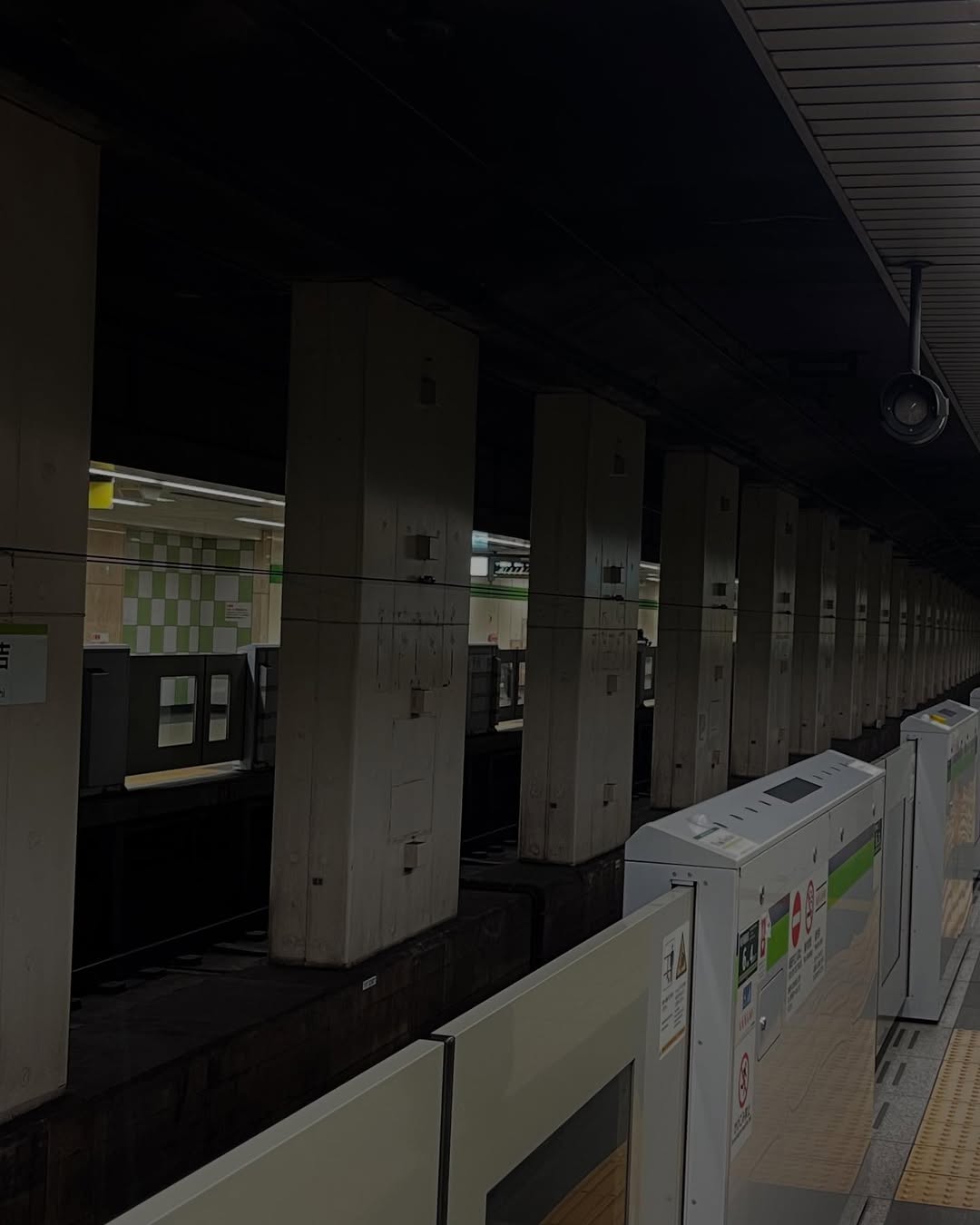 ก้อง - ก้องภพ จิโรจน์มนตรี