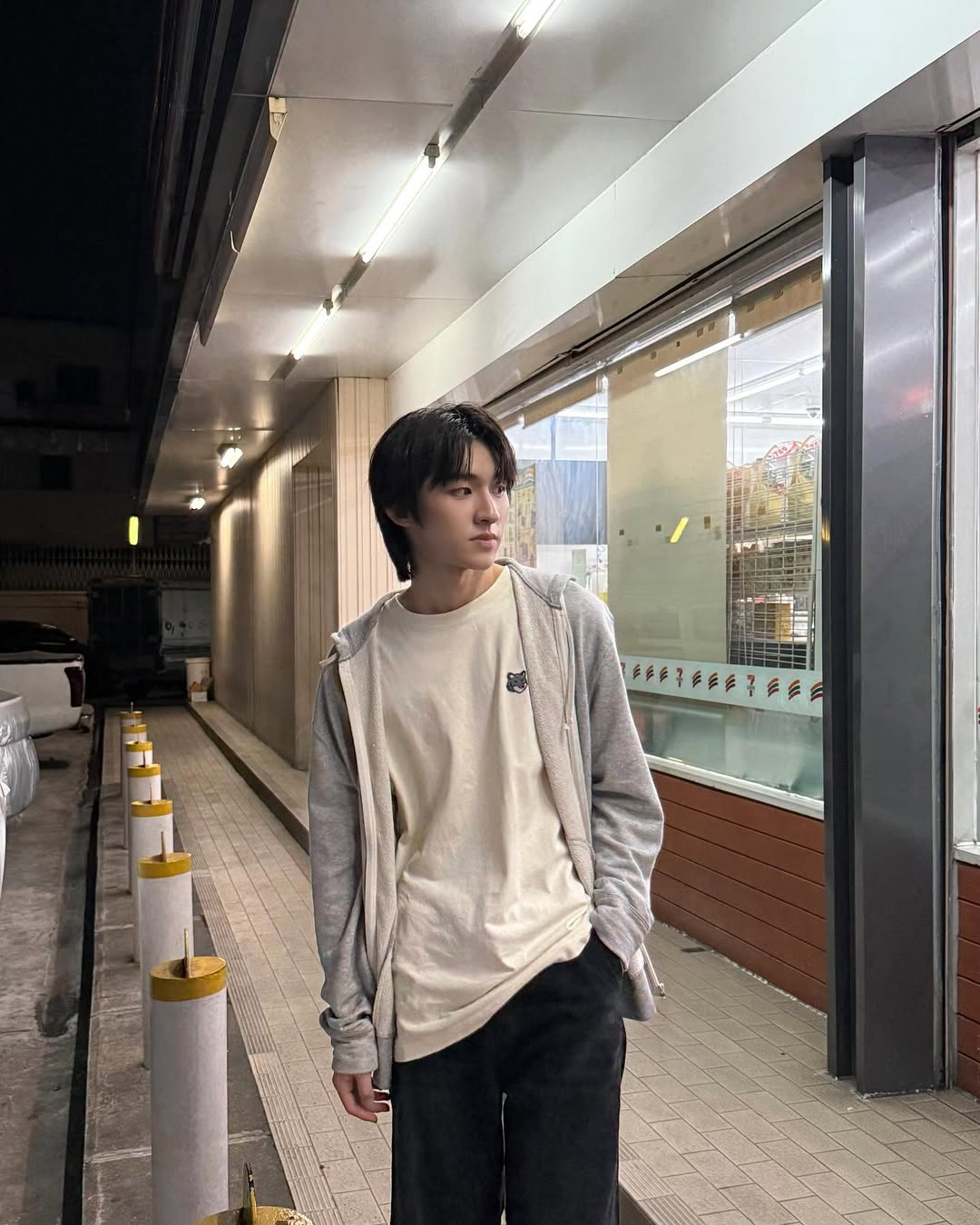 ก้อง - ก้องภพ จิโรจน์มนตรี