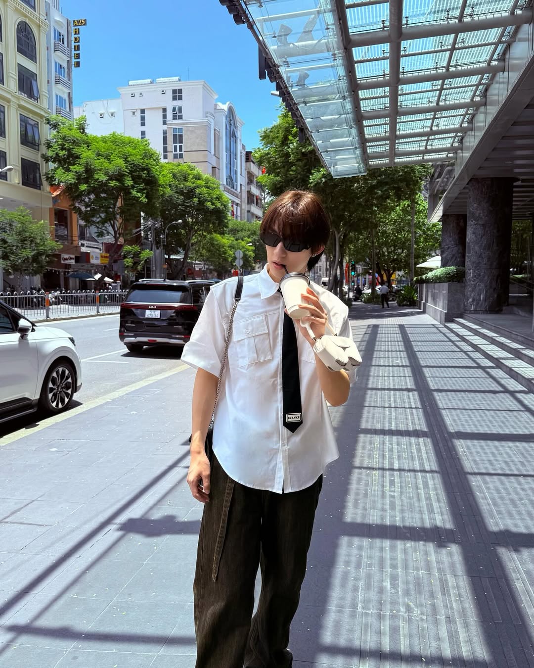ก้อง - ก้องภพ จิโรจน์มนตรี