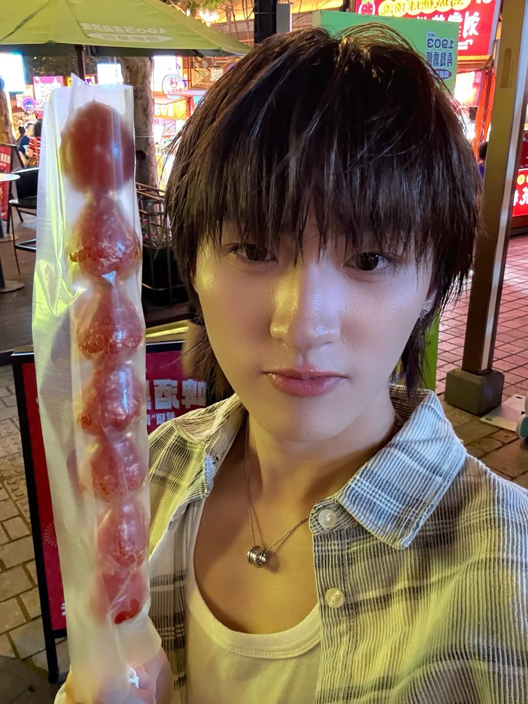 ก้อง - ก้องภพ จิโรจน์มนตรี