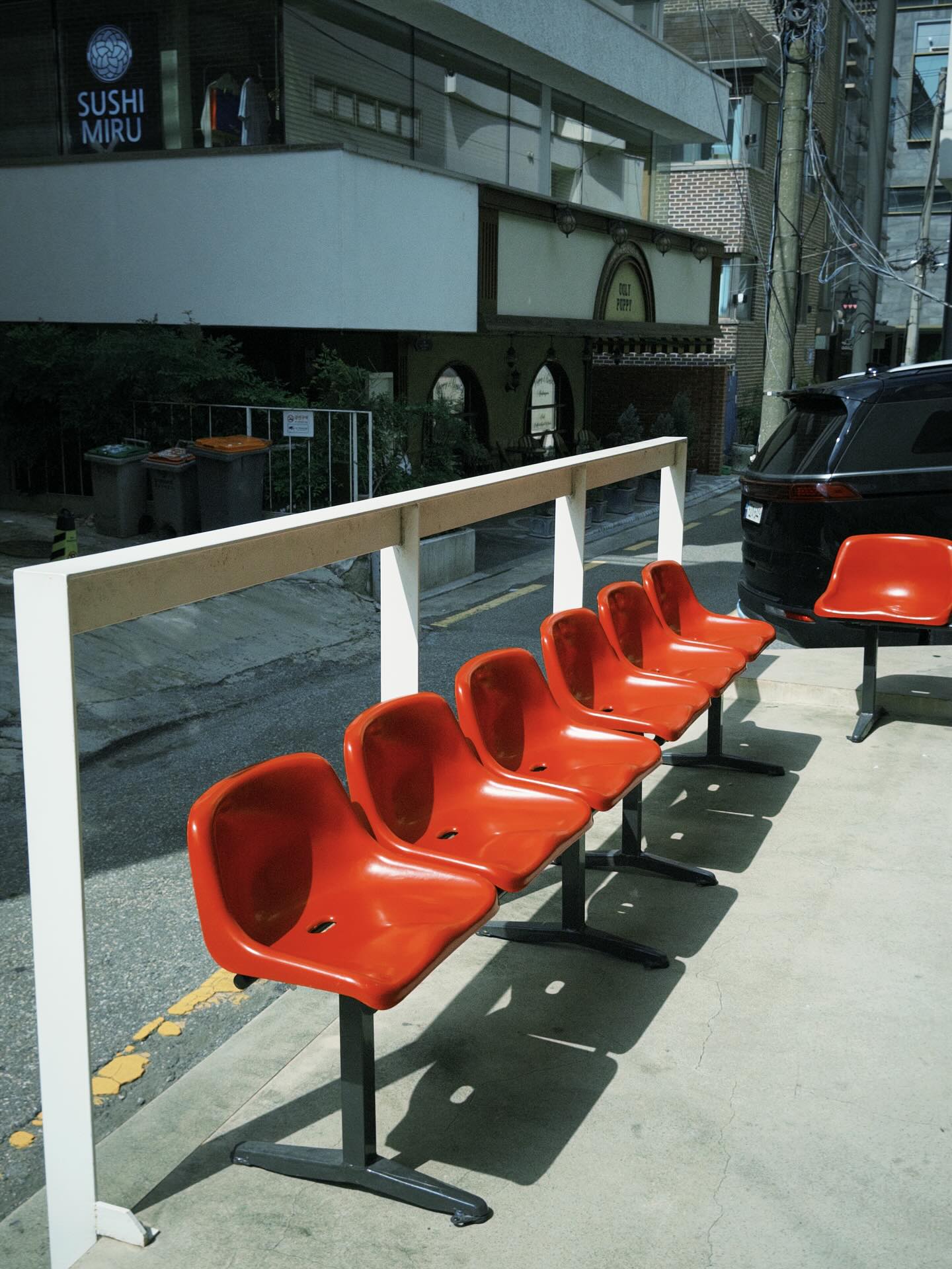 ก้อง - ก้องภพ จิโรจน์มนตรี