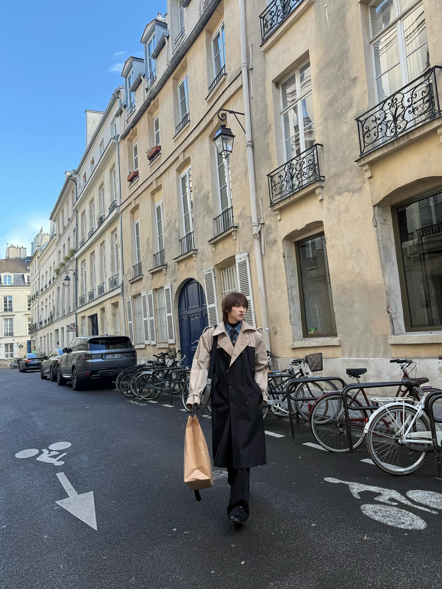 ก้อง - ก้องภพ จิโรจน์มนตรี