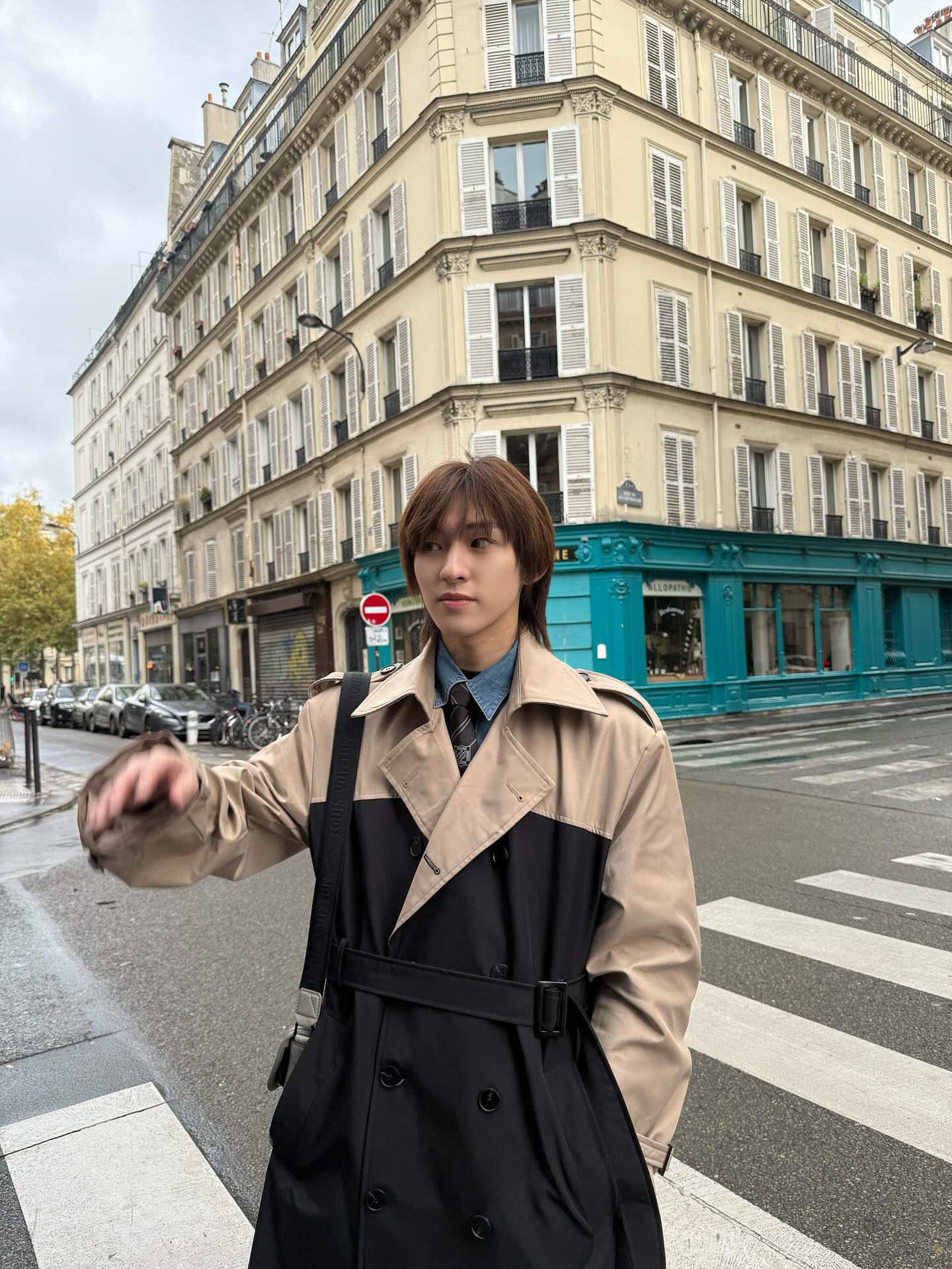 ก้อง - ก้องภพ จิโรจน์มนตรี