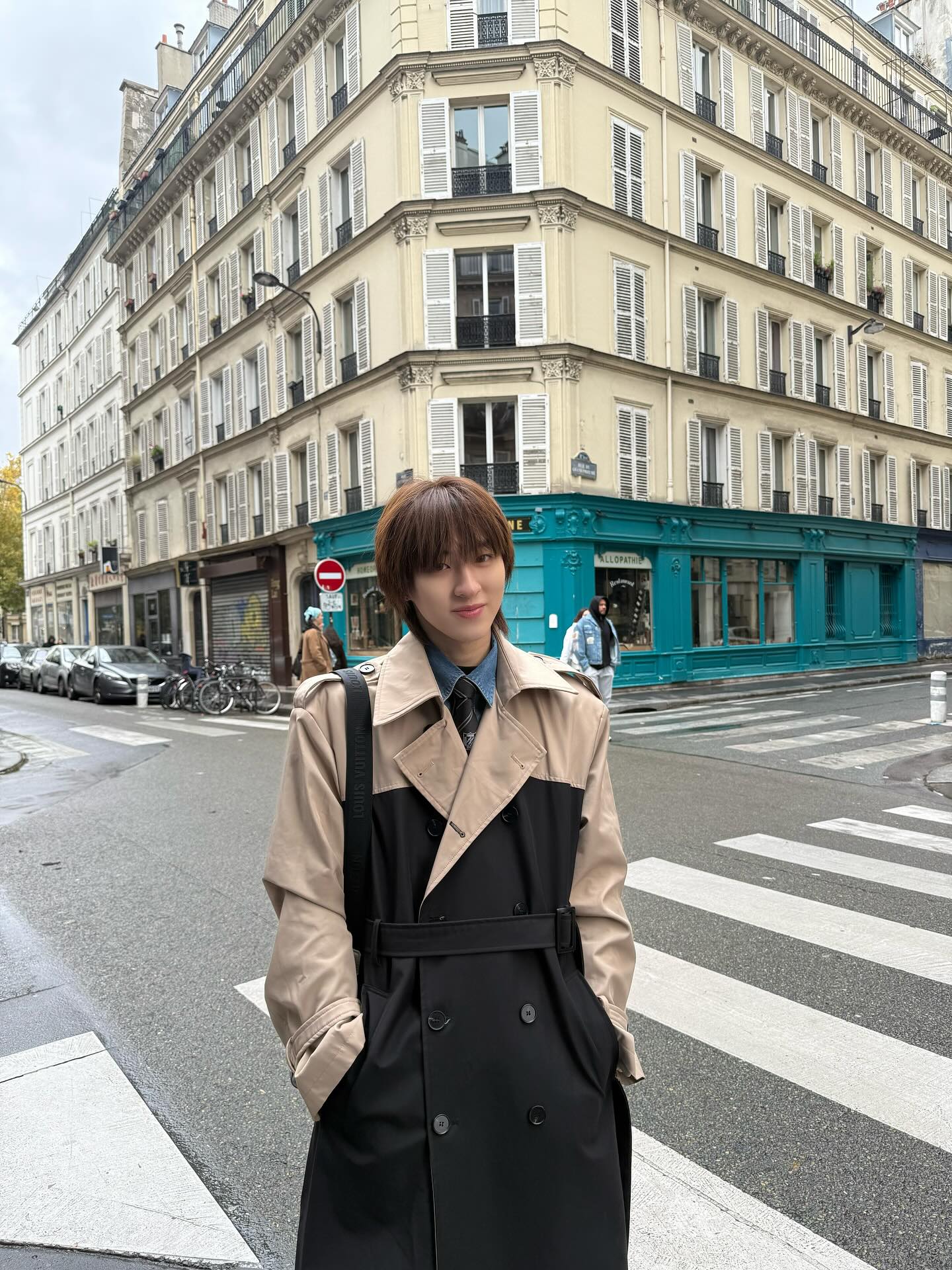 ก้อง - ก้องภพ จิโรจน์มนตรี