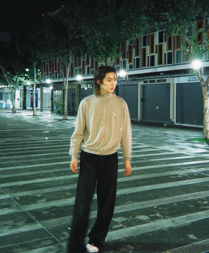 ก้อง - ก้องภพ จิโรจน์มนตรี