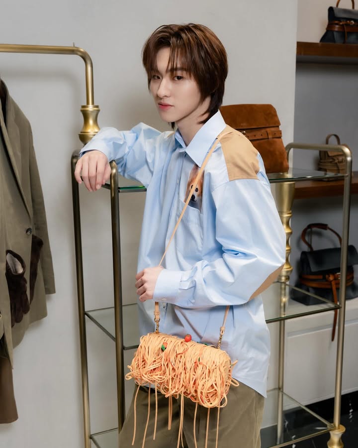 ก้อง - ก้องภพ จิโรจน์มนตรี