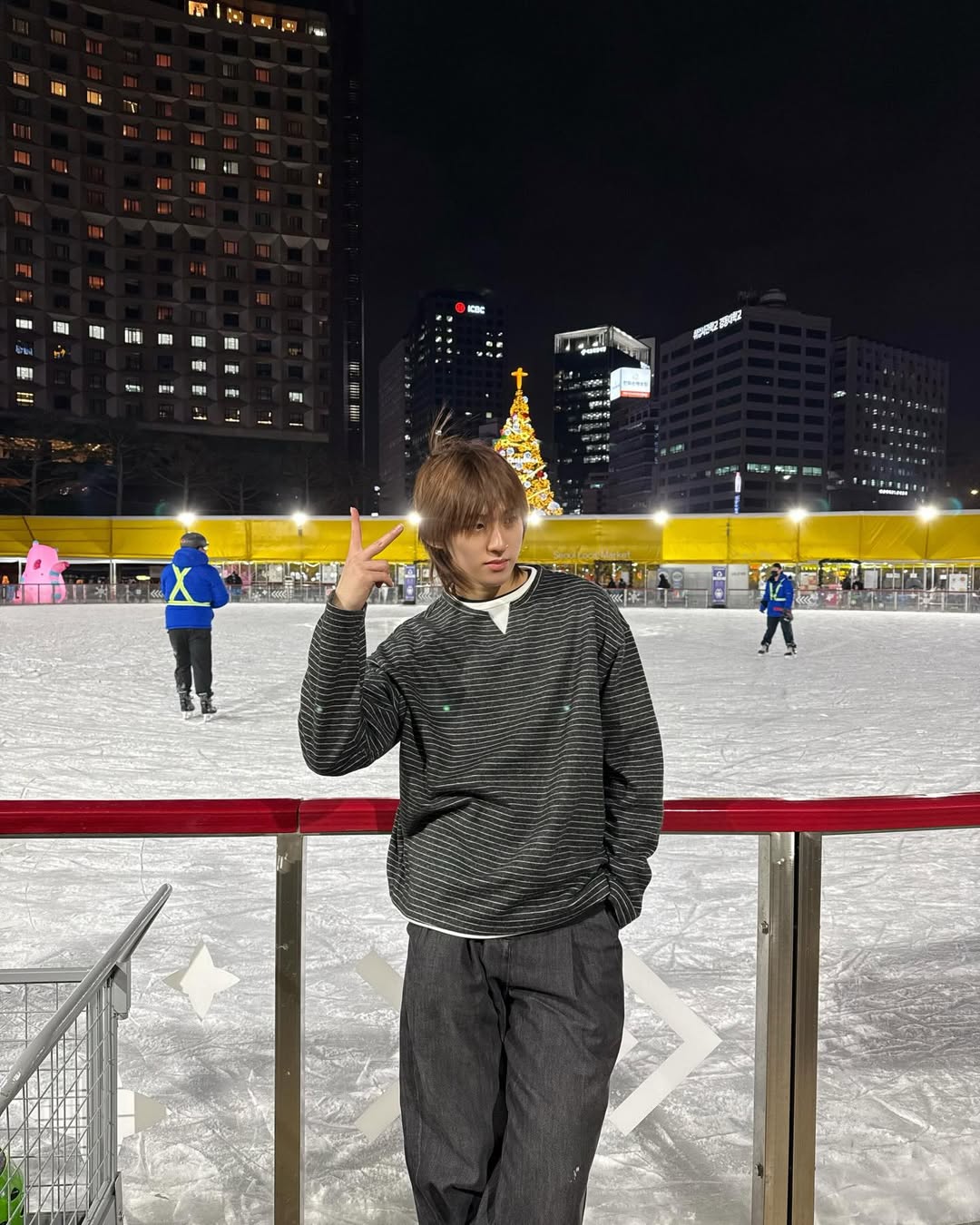 ก้อง - ก้องภพ จิโรจน์มนตรี