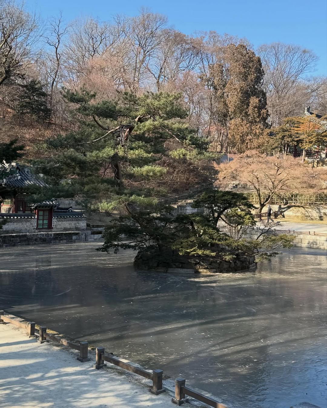 ก้อง - ก้องภพ จิโรจน์มนตรี