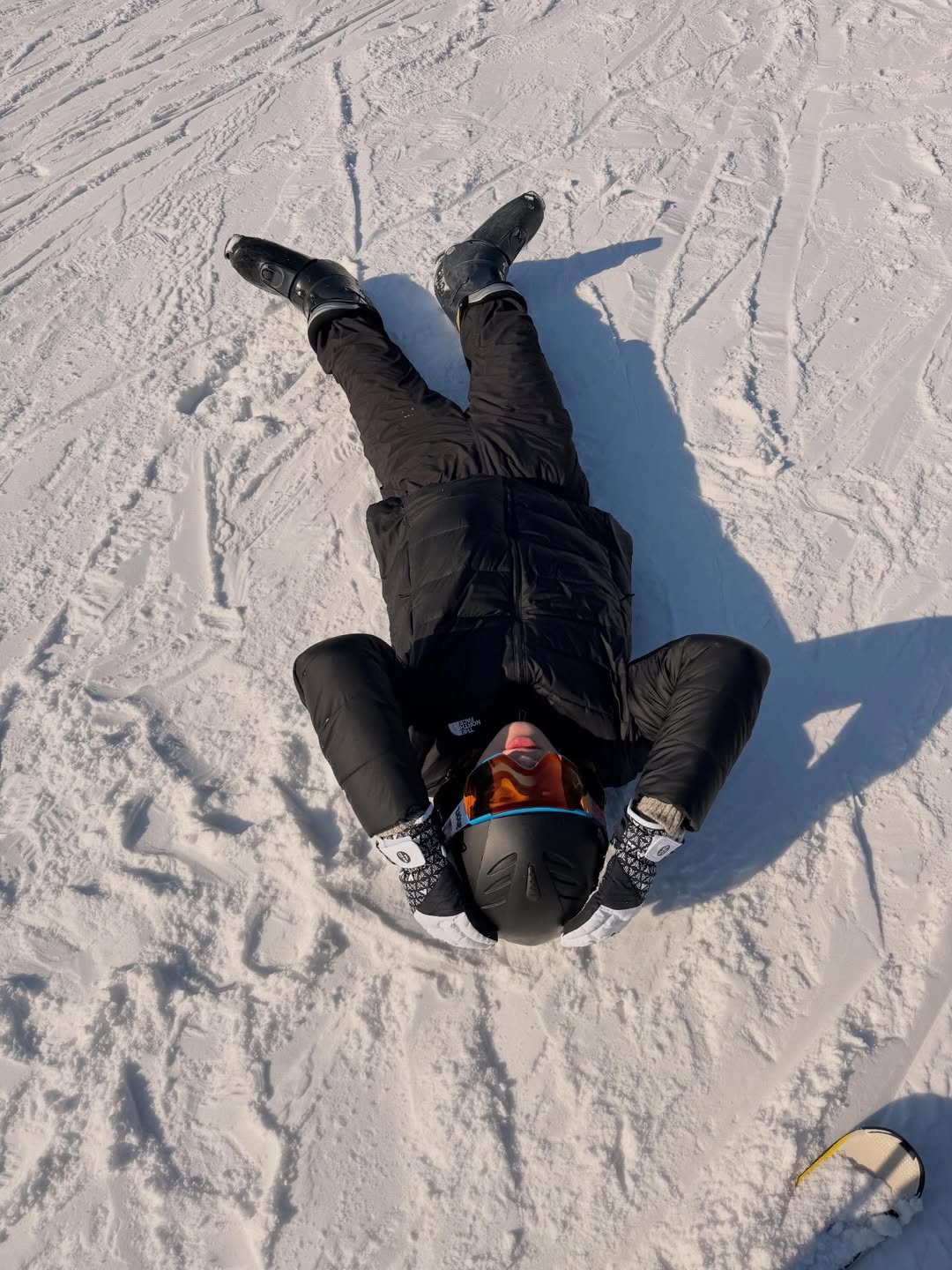 ก้อง - ก้องภพ จิโรจน์มนตรี