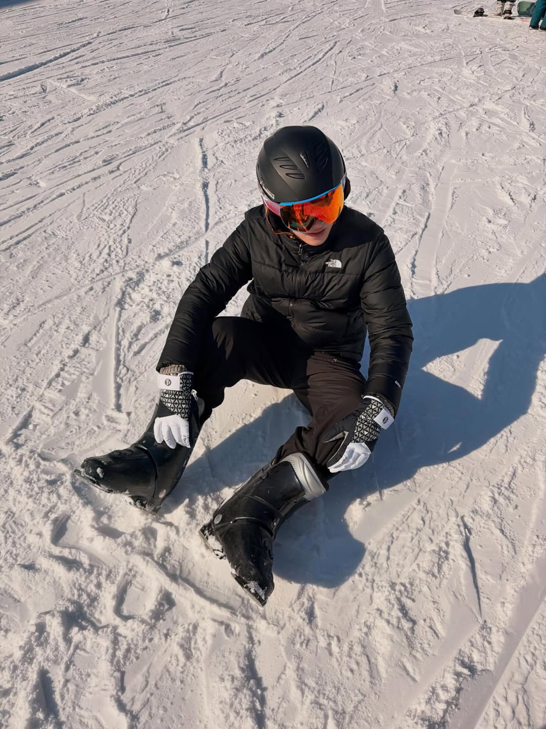 ก้อง - ก้องภพ จิโรจน์มนตรี