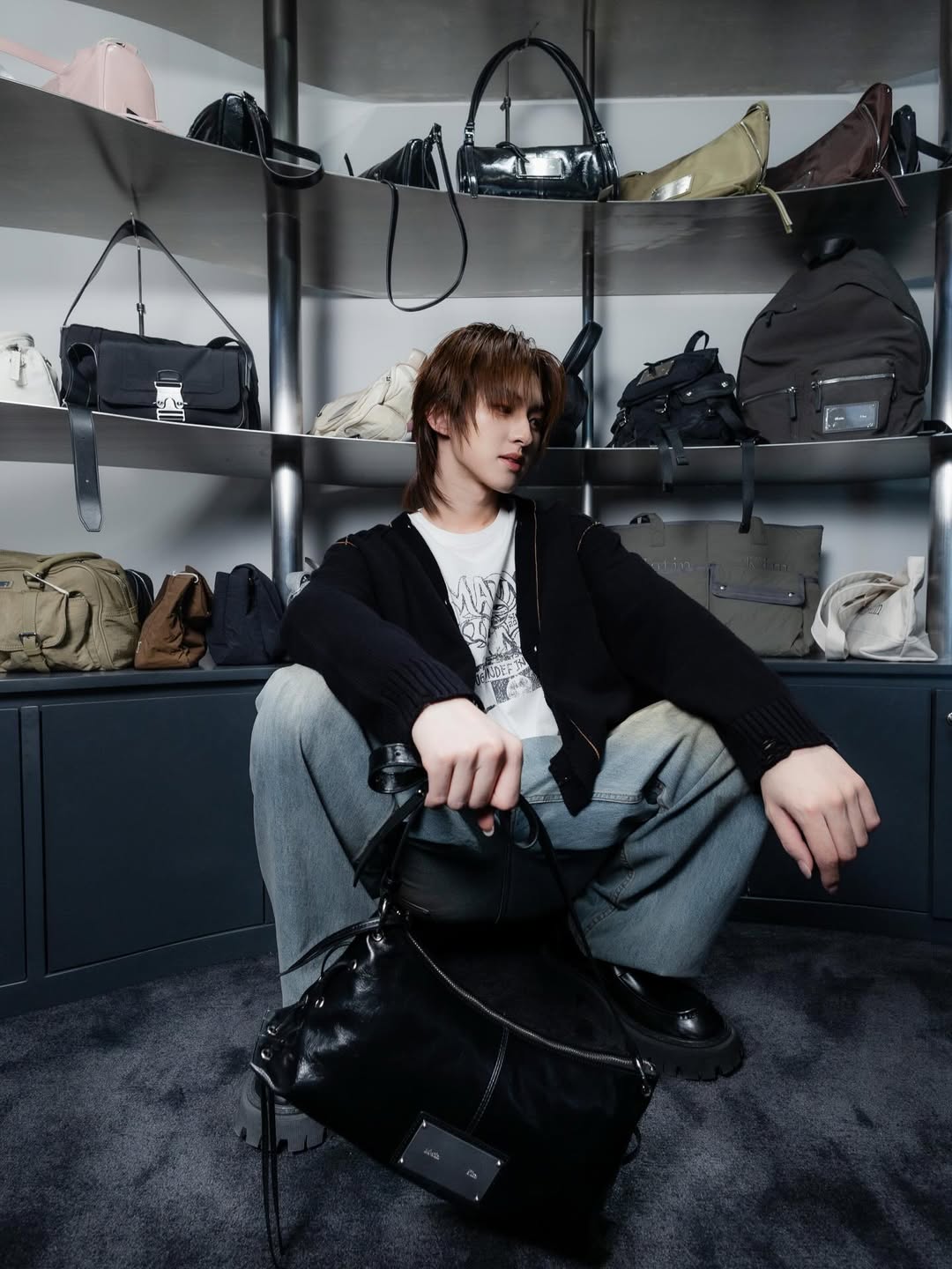 ก้อง - ก้องภพ จิโรจน์มนตรี