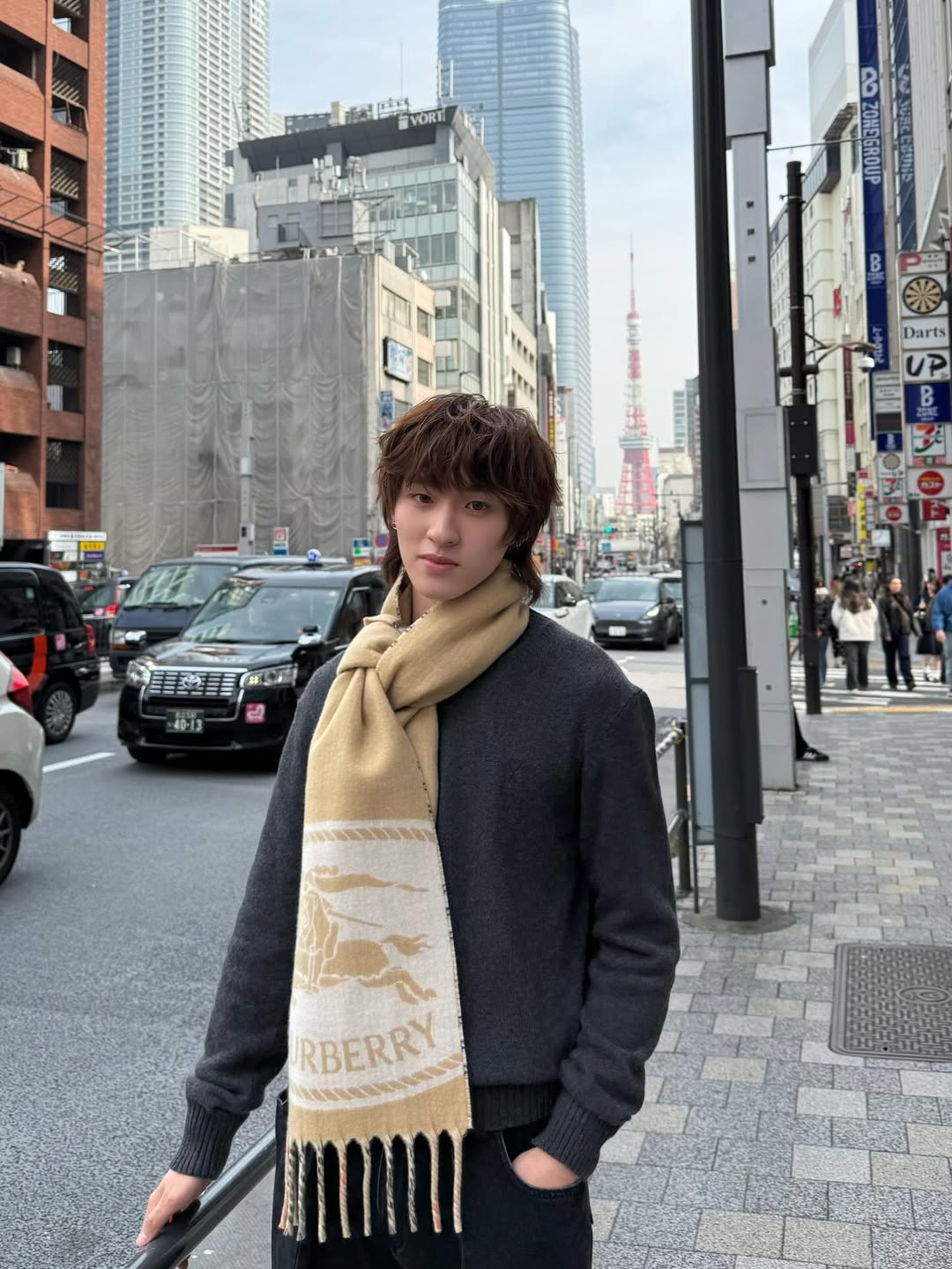 ก้อง - ก้องภพ จิโรจน์มนตรี